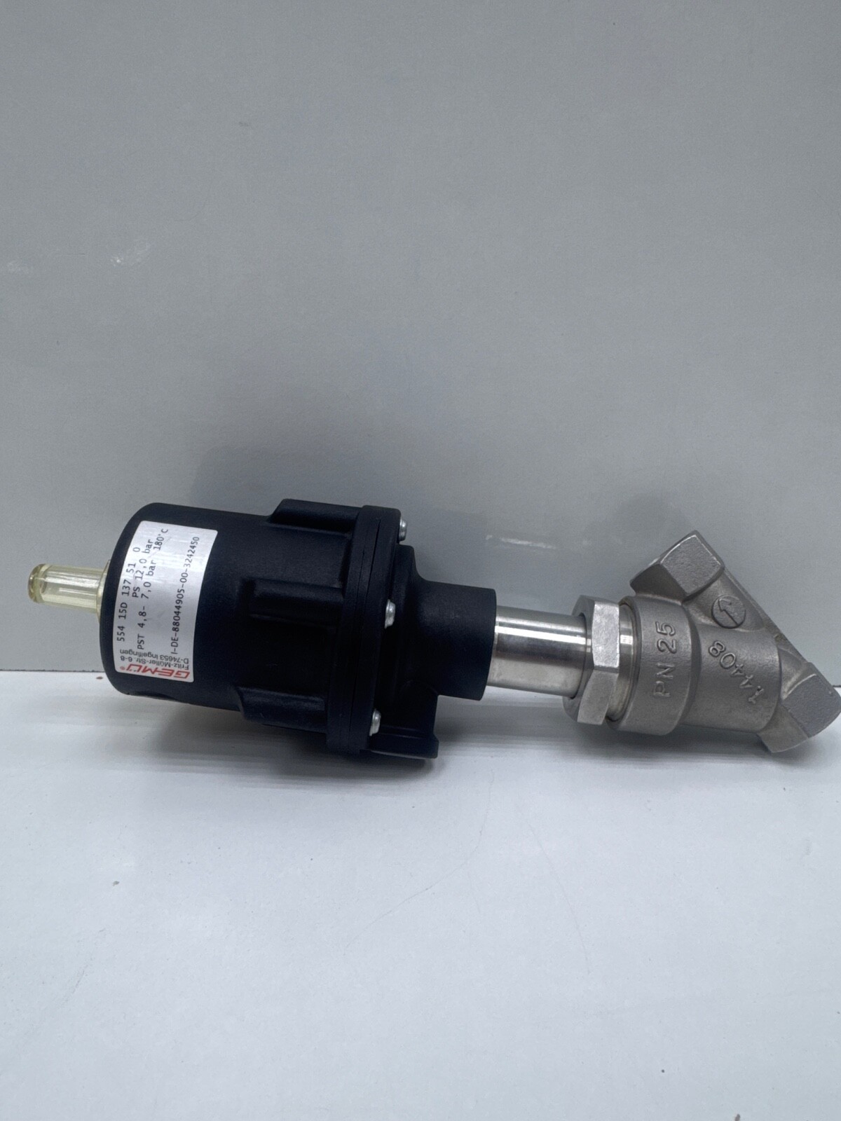 GEMU 554 15D 137 51 0 Angle seat valve Without Box