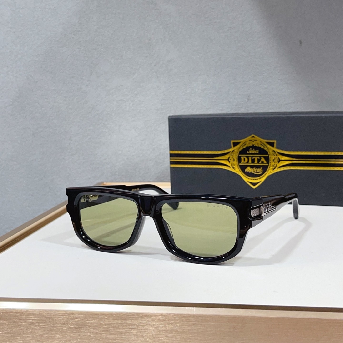 DITA PRIDM DTS753 Black Square Green Lens Sunglasses 57-16-137 Unisex DITA PRIDM DTS753 Black Square Green Lens Sunglasses 57-16-137 Unisex