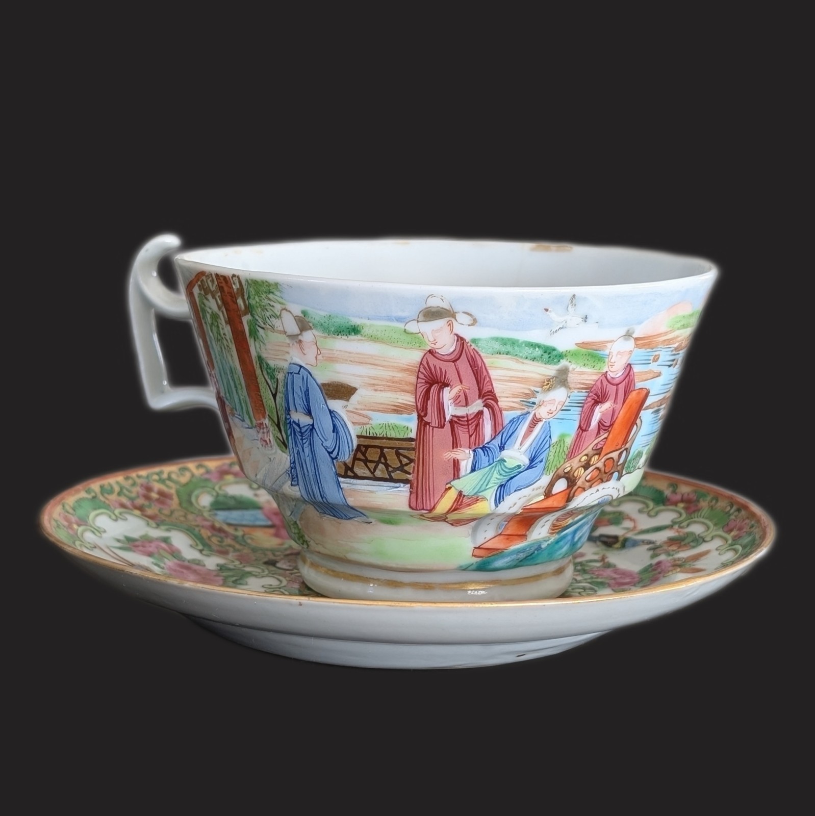 Chinese antique rose mandarin teacup and saucer, Late Qing #2970 and #2971