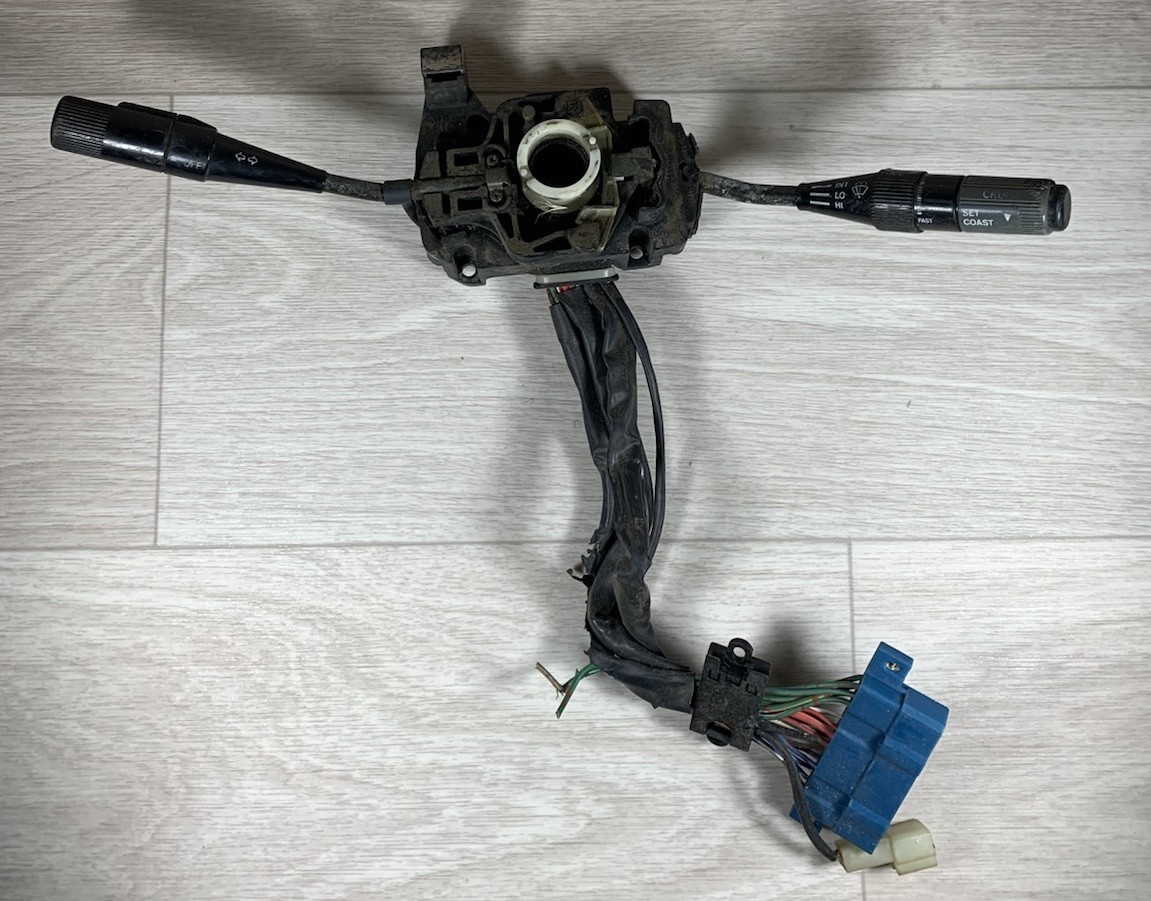 1984-1985 Toyota Celica GT GTS headlight turn signal cruise control switch OEM 1984-1985 Toyota Celica GT GTS headlight turn signal cruise control switch OEM