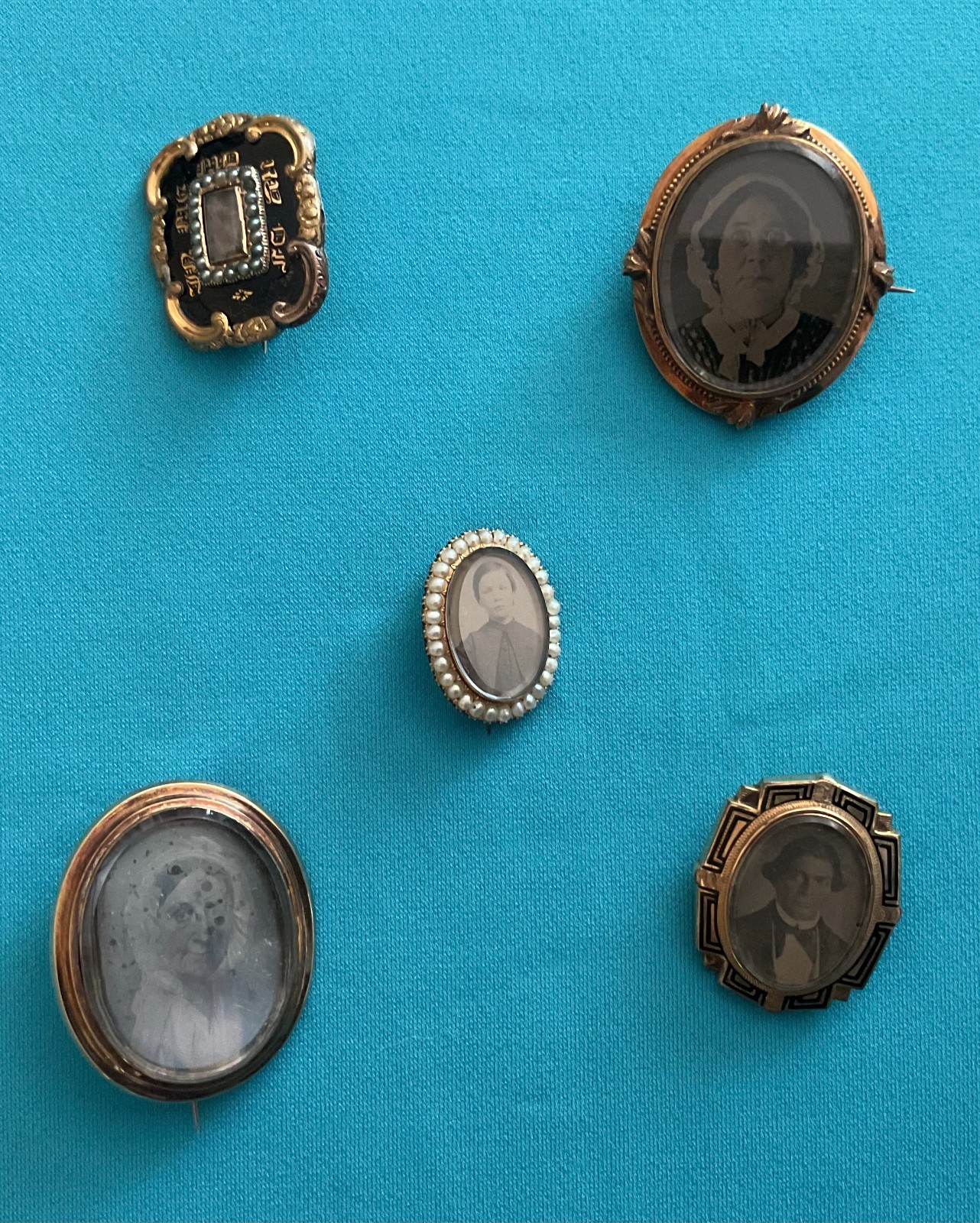 Antique 1837-1859 Mourning Brooches. Lot of 5. Will not sell separately. Antique 1837-1859 Mourning Brooches. Lot of 5. Will not sell separately.