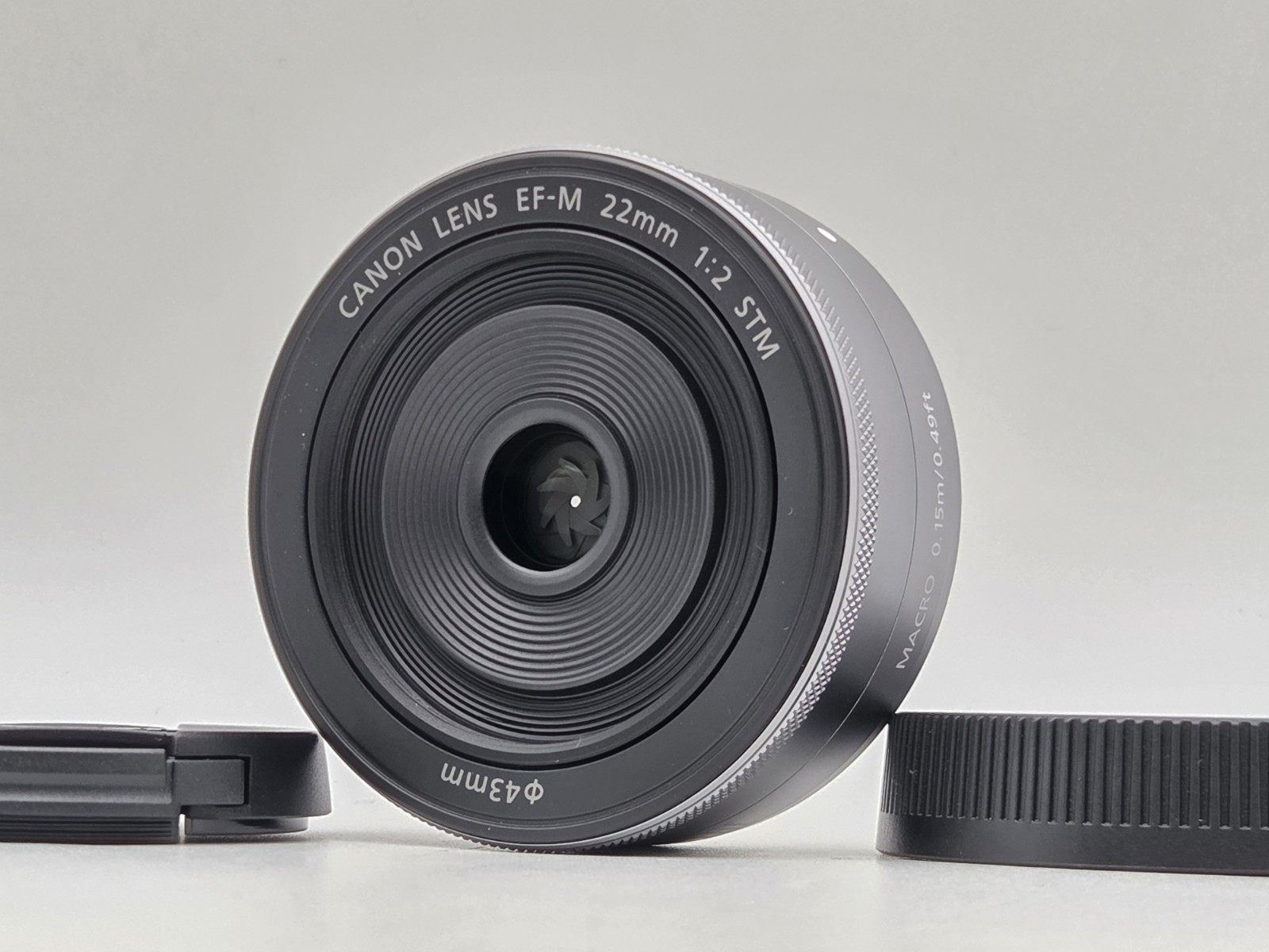 [ TOP MINT ] Canon EF-M 22mm F2 STM Lens Silver for EOS EF-M Mount From Japan