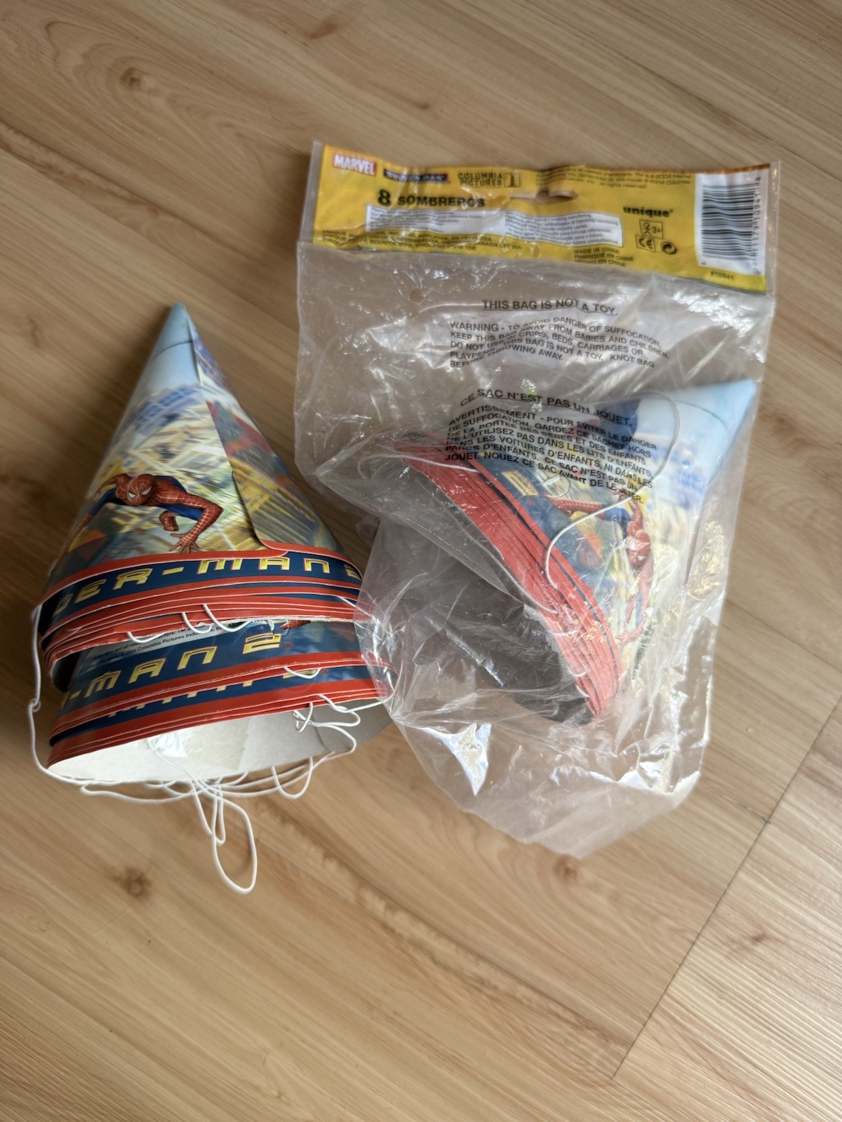 Vintage 2004 Spider-Man 2 Movie Party Cone Hats Marvel 8 Pack Sealed + Extras