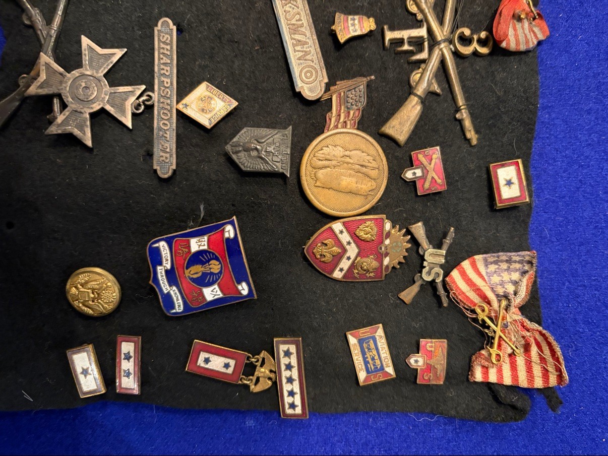 WWI US Army Insignia Lot 40pc Marksmanship Badges Collar Discs Pins 1917-1920s