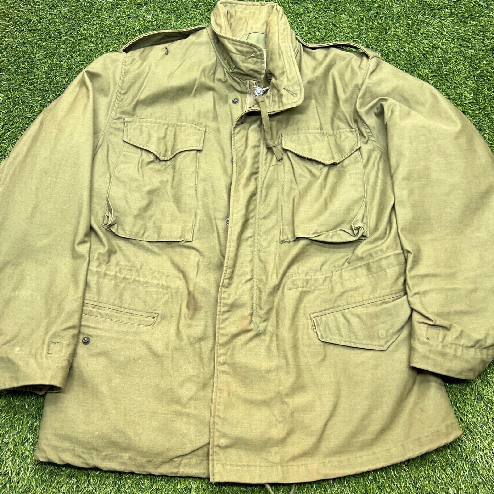 VTG 60's US Military Sateen OG107 Nylon Field Coat Adult Medium Regular W Hood VTG 60's US Military Sateen OG107 Nylon Field Coat Adult Medium Regular W Hood
