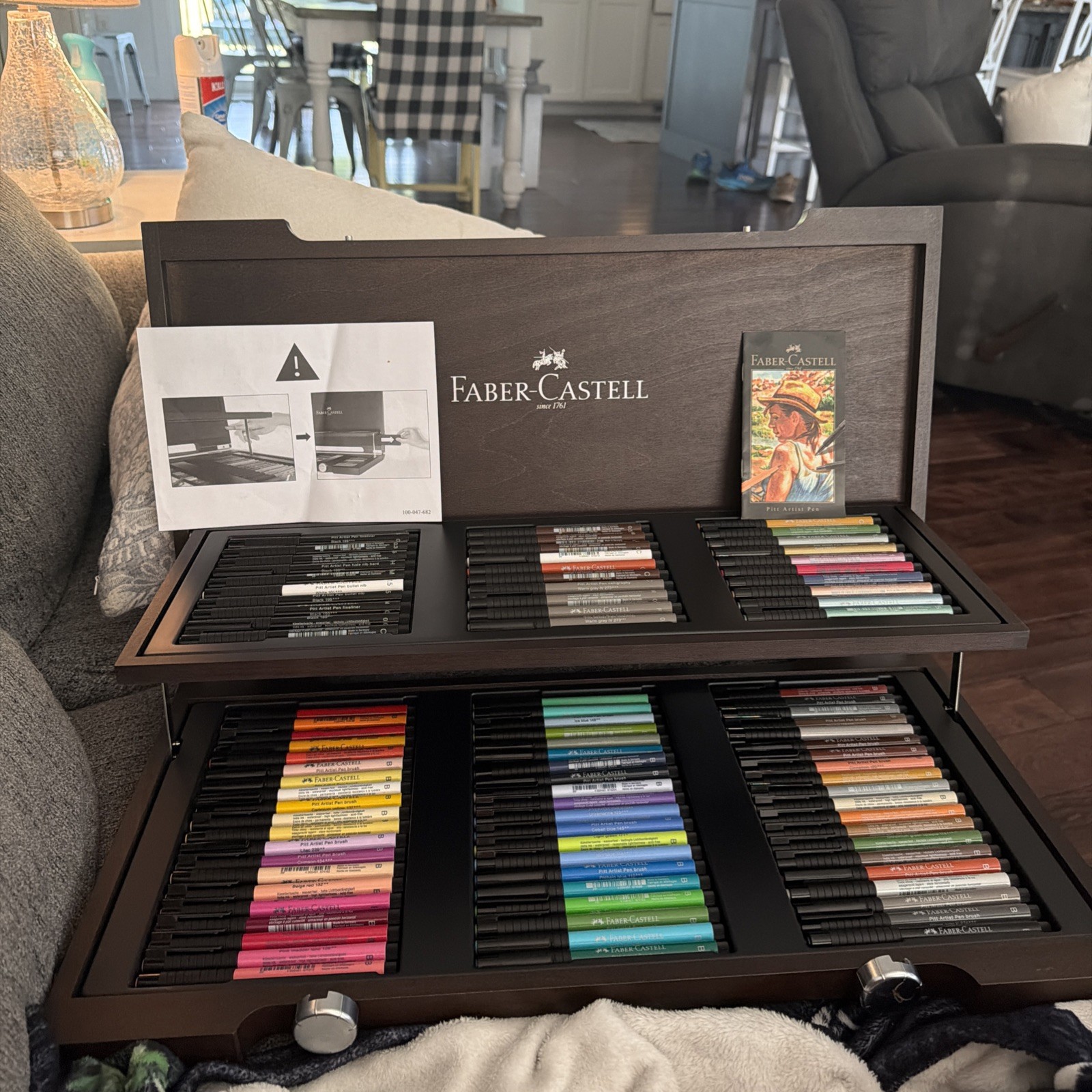 Faber-Castell Pitt Artist Pens Wood Case Gift Set 1 Count (Pack of 1), Multi Faber-Castell Pitt Artist Pens Wood Case Gift Set 1 Count (Pack of 1), Multi