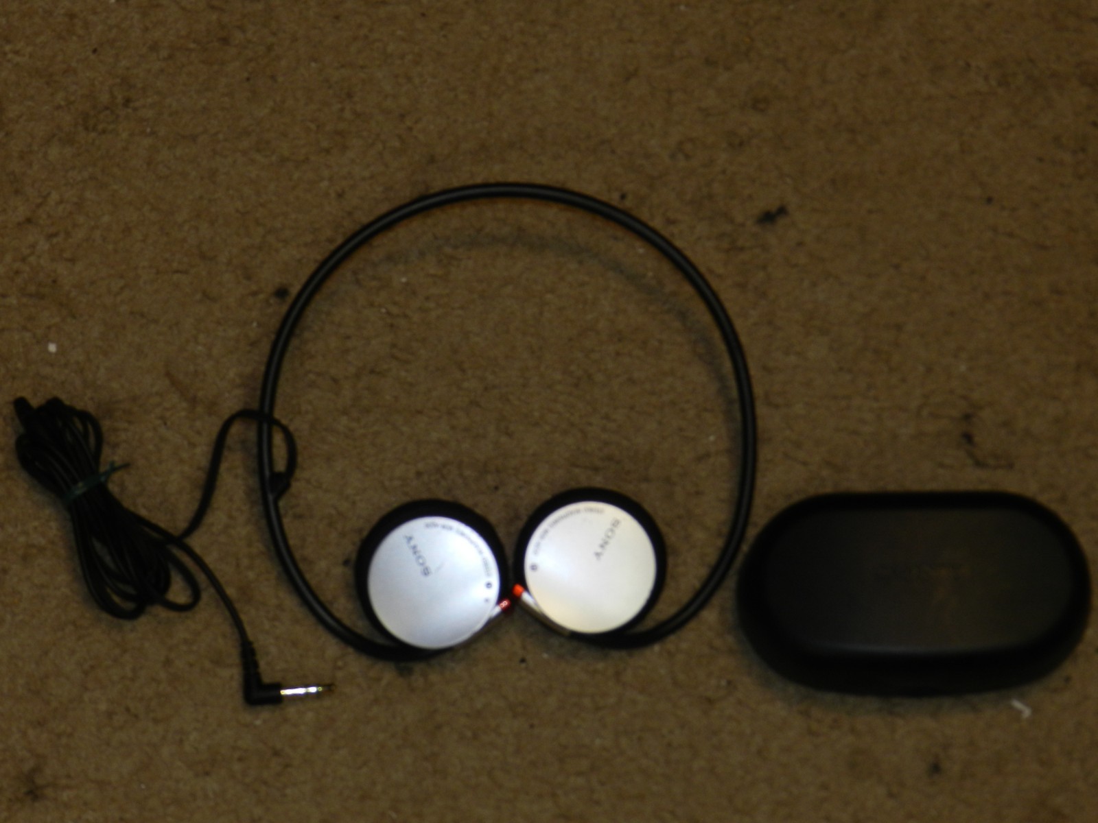 SONY MDR-AS30 Active-Style Stereo Headphones Behind the Neck GREAT COND.