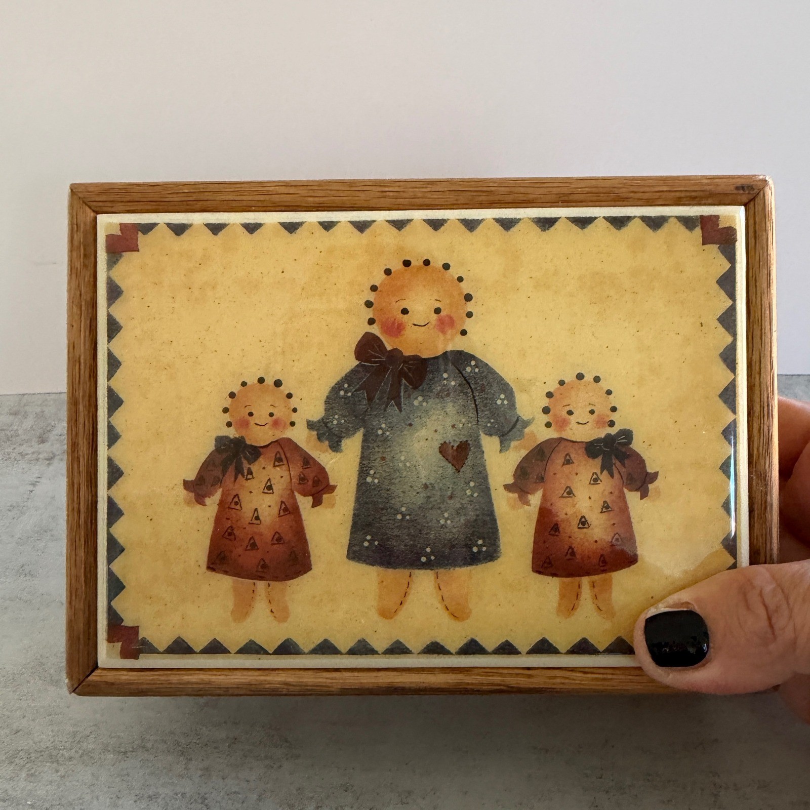 Vintage Primitive Folk Art Oak Wood Jewelry Box Rag Doll Tile Inlay Red Velvet Vintage Primitive Folk Art Oak Wood Jewelry Box Rag Doll Tile Inlay Red Velvet