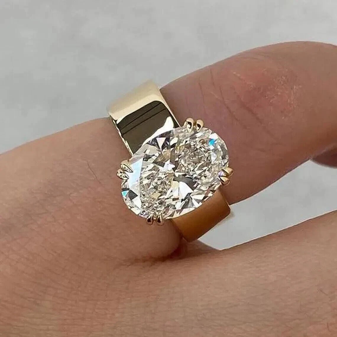 2.50 CT Oval Cut Moissanite Women\'s Cigar Engagement Band 14K Yellow Gold Plated