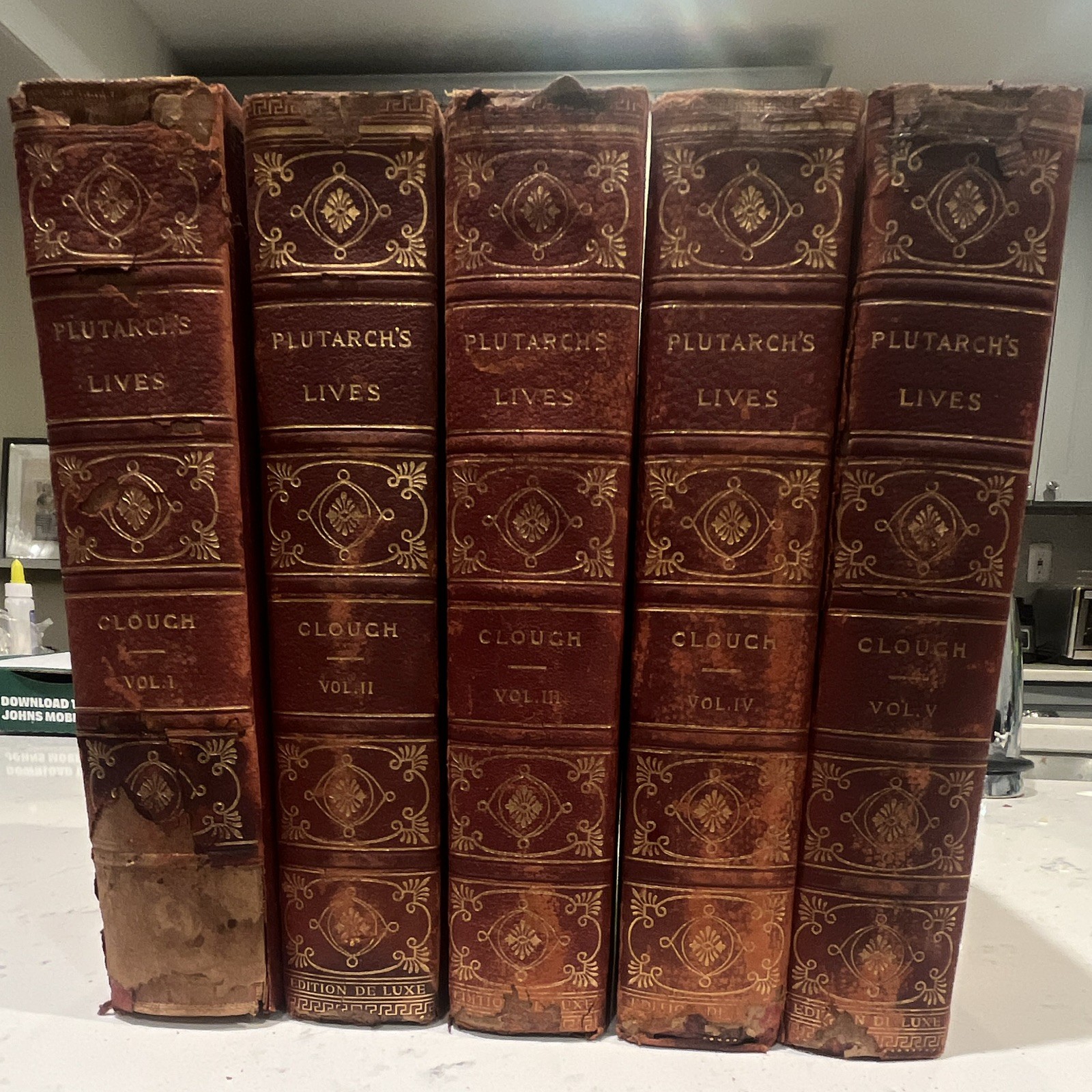 Plutarch's Lives by Clough Vol I-V Leather Bound Edition de Luxe Set English Plutarch's Lives by Clough Vol I-V Leather Bound Edition de Luxe Set English