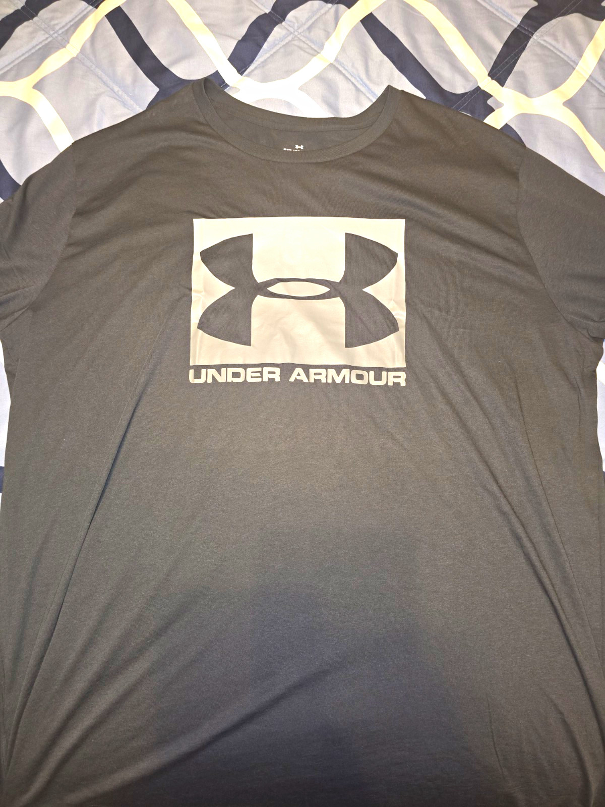 Under Armour Men\'s Big & Tall 3XL Black UA Logo Graphic Tee Loose Fit Crewneck Under Armour Men\'s Big & Tall 3XL Black UA Logo Graphic Tee Loose Fit Crewneck