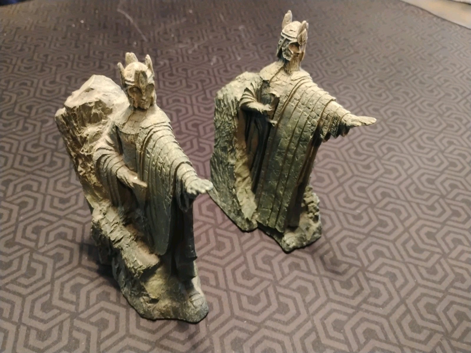 LOTR Fellowship Ring Argonath Bookends LOTR Fellowship Ring Argonath Bookends