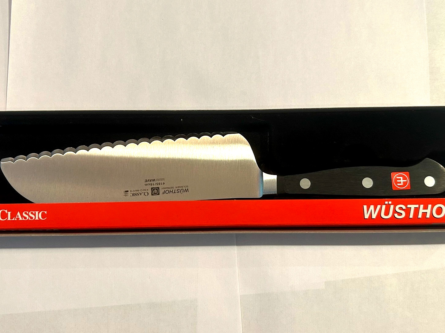 Wusthof Classic Santoku Knife 4185 New in Box Wusthof Classic Santoku Knife 4185 New in Box