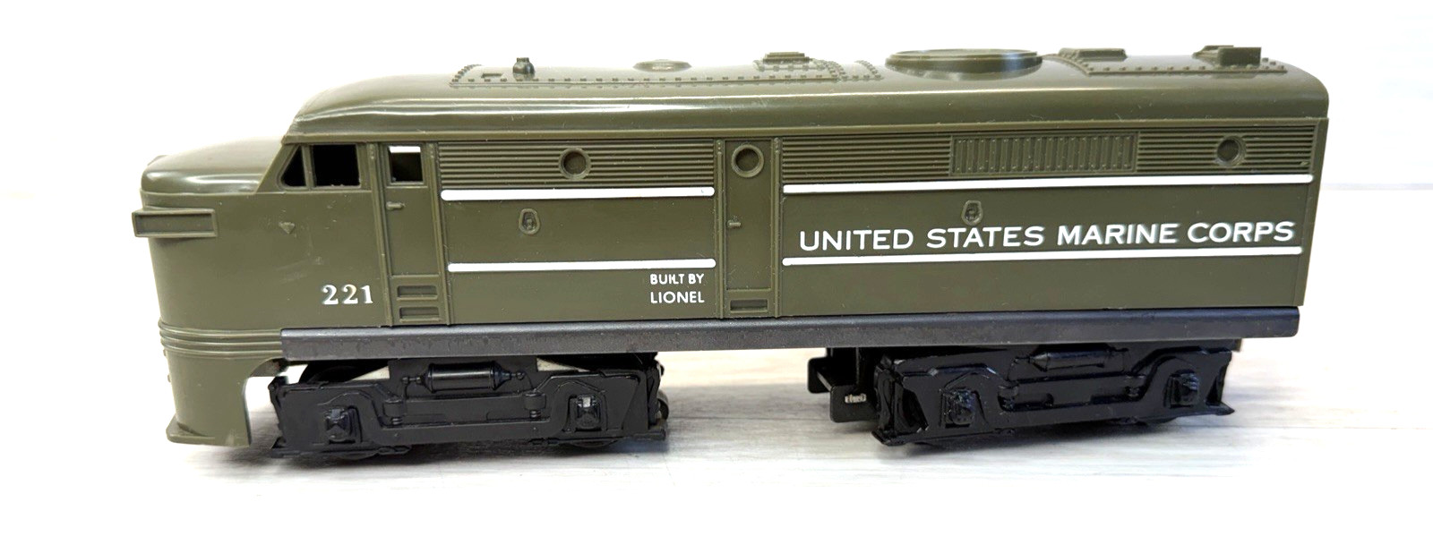 Vintage Postwar Lionel 221 United States Marine Corps Alco Diesel O/027 Untested Vintage Postwar Lionel 221 United States Marine Corps Alco Diesel O/027 Untested