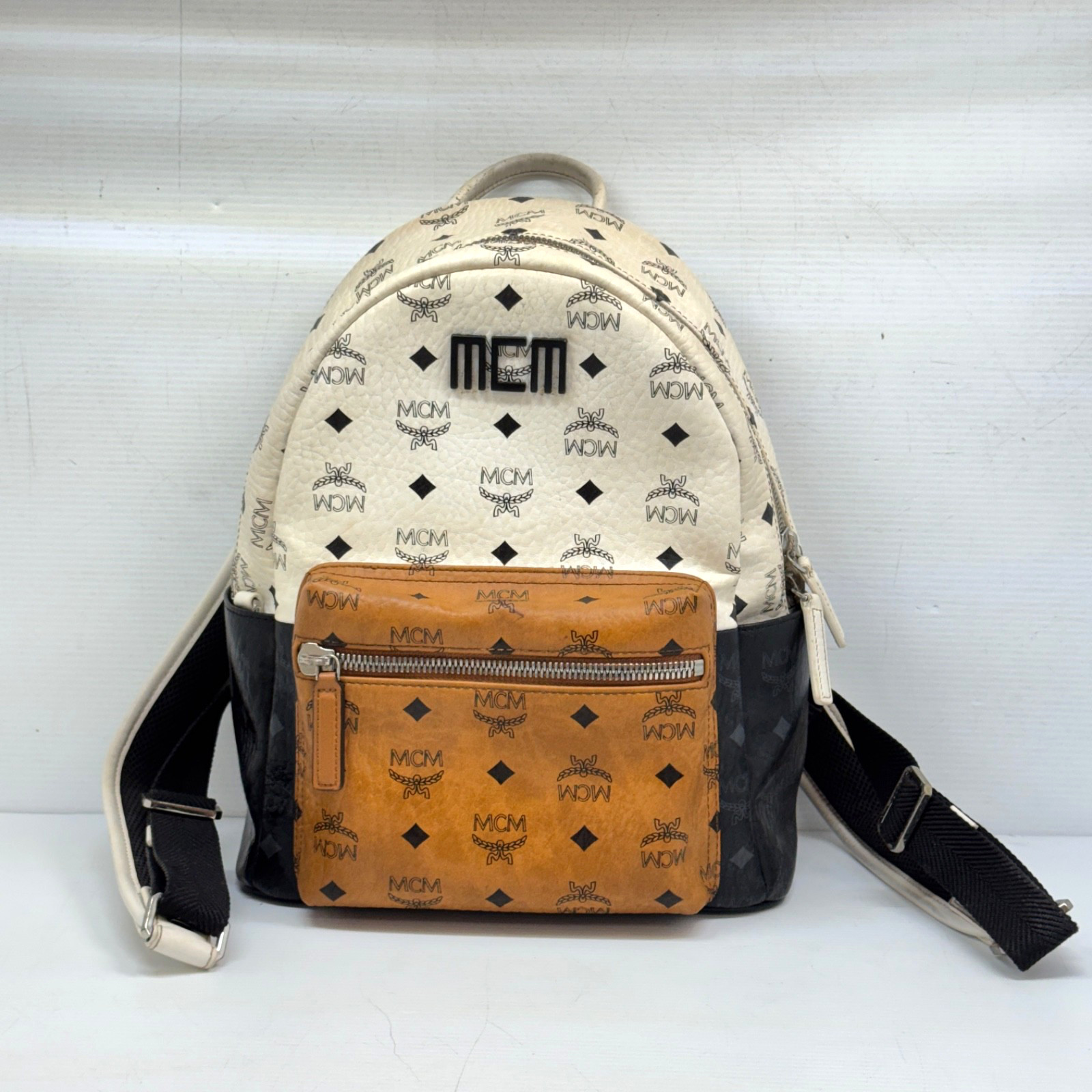 Authentic MCM Visetos Monogram Backpack dirty inside, see all photos