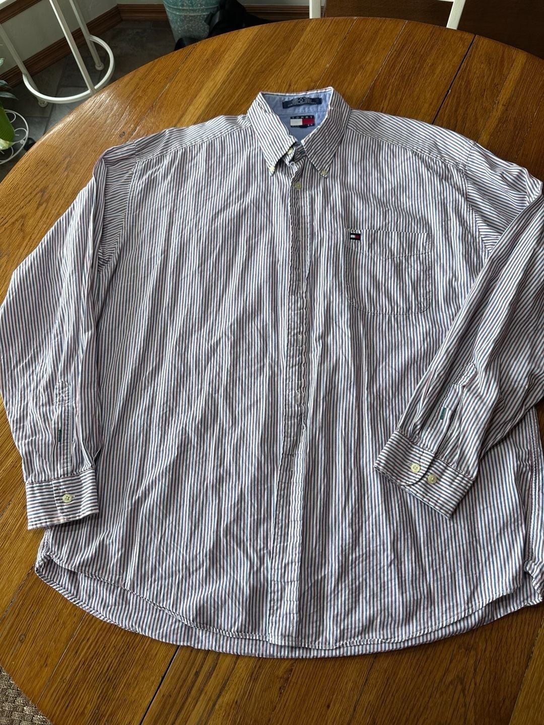 Tommy Hilfiger Striped Long Sleeve Button Down Shirt Size XL Blue White Red Tommy Hilfiger Striped Long Sleeve Button Down Shirt Size XL Blue White Red