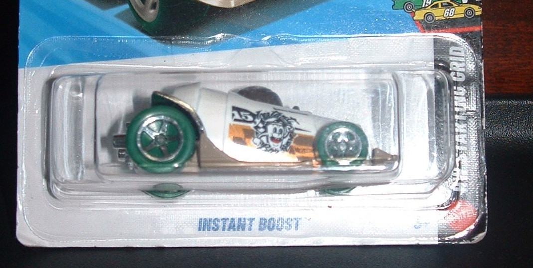 2026 HOT WHEELS STARTING GRID INSTANT BOOST BREWCE WHITE 1:64 DIECAST NEW 2026 HOT WHEELS STARTING GRID INSTANT BOOST BREWCE WHITE 1:64 DIECAST NEW