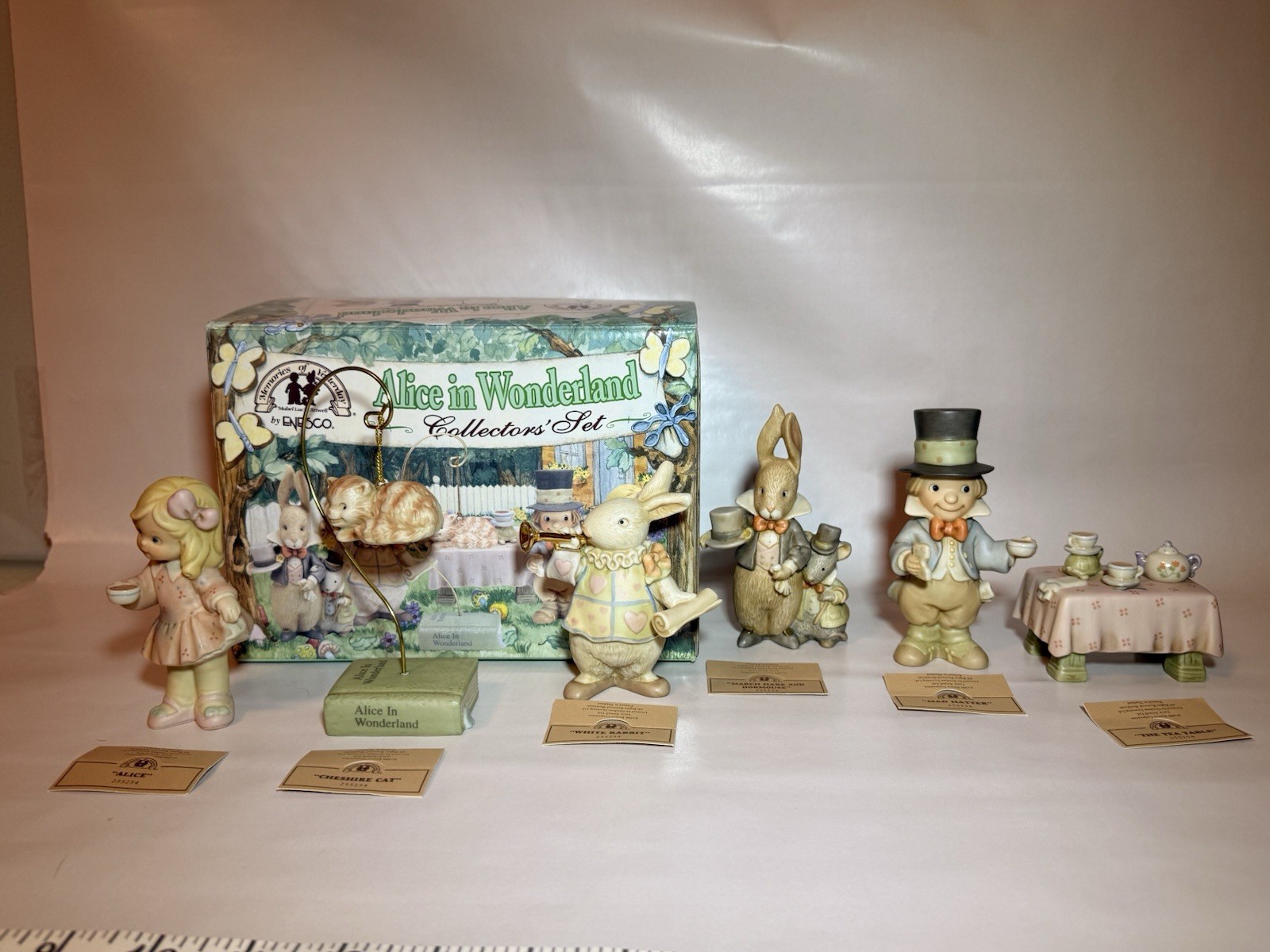 Vtg 1996 Enesco Memories of Yesterday Alice in Wonderland 6pc Collector Set