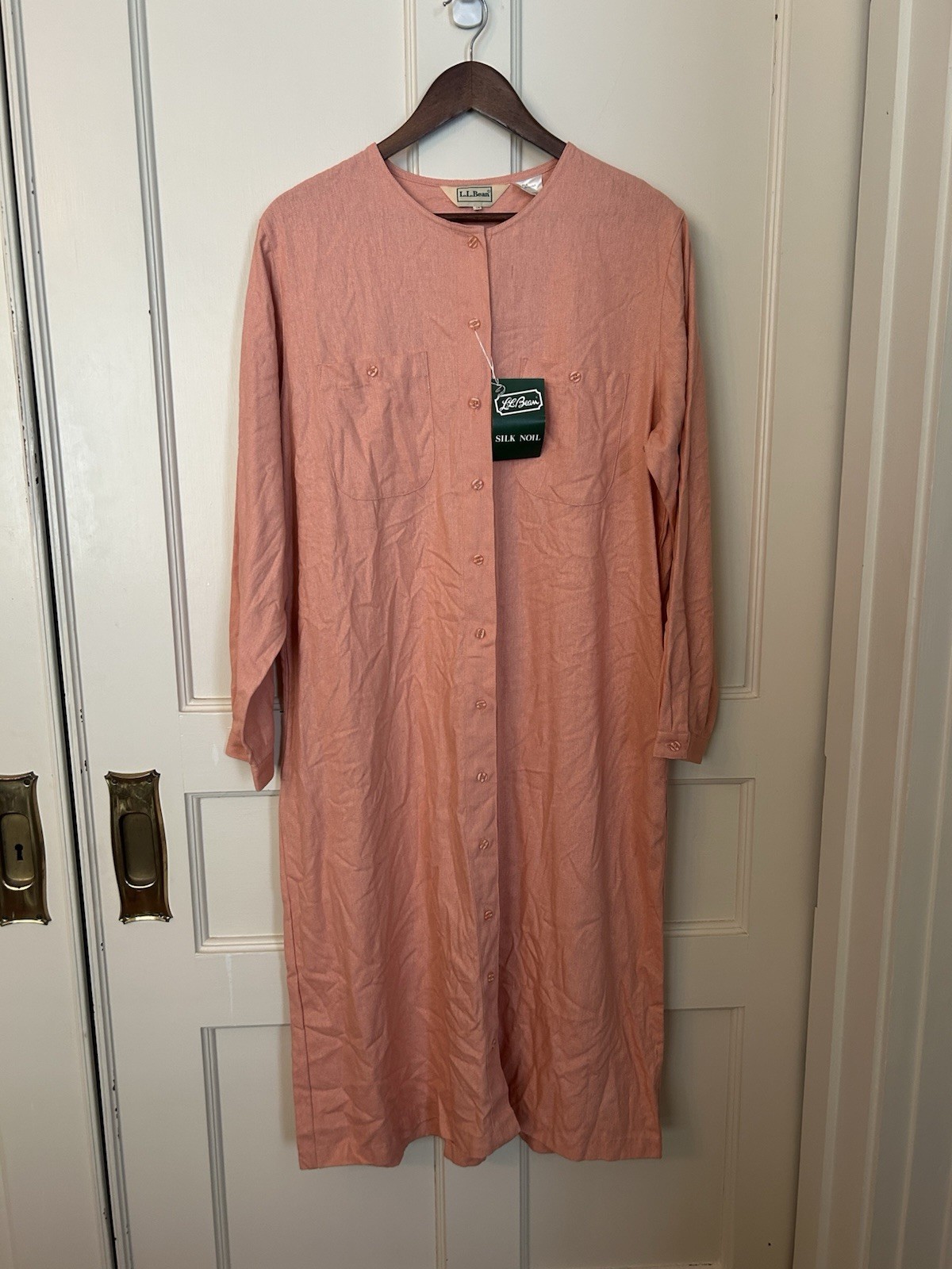 Vintage LL Bean Raw Silk Button Maxi Nightgown Womens Size 18 Peach Comfort NWT Vintage LL Bean Raw Silk Button Maxi Nightgown Womens Size 18 Peach Comfort NWT
