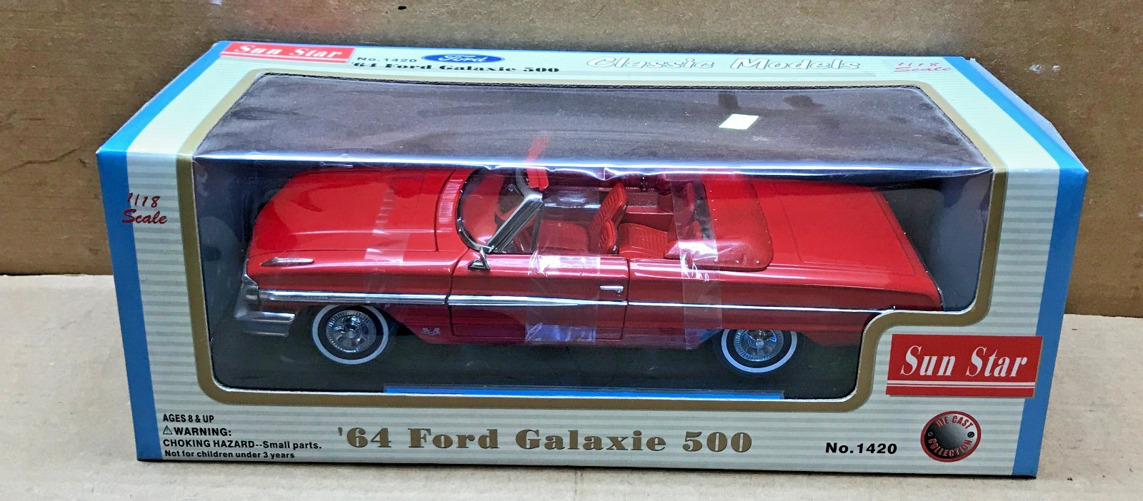 Sun Star 1:18 1964 Red Ford Galaxie 500 Convertible Diecast