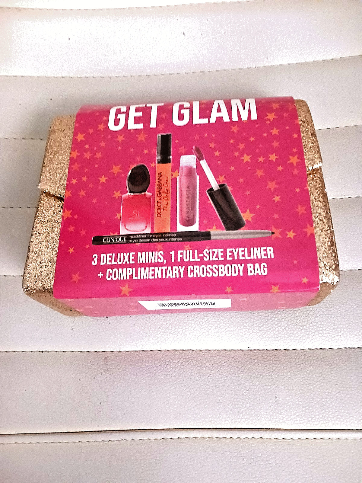 Macys Get Glam 3 Deluxe Minis, 1Ffullsize Eyliner+ Complentary Crossbody bag Macys Get Glam 3 Deluxe Minis, 1Ffullsize Eyliner+ Complentary Crossbody bag