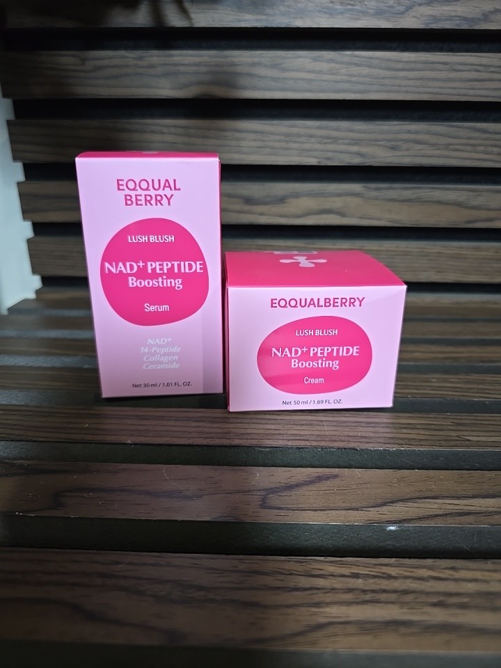 EQUALBERRY Lush Blush NAD+ Peptide Collagen Ceramide Serum 30ml + Cream 50ml EQUALBERRY Lush Blush NAD+ Peptide Collagen Ceramide Serum 30ml + Cream 50ml