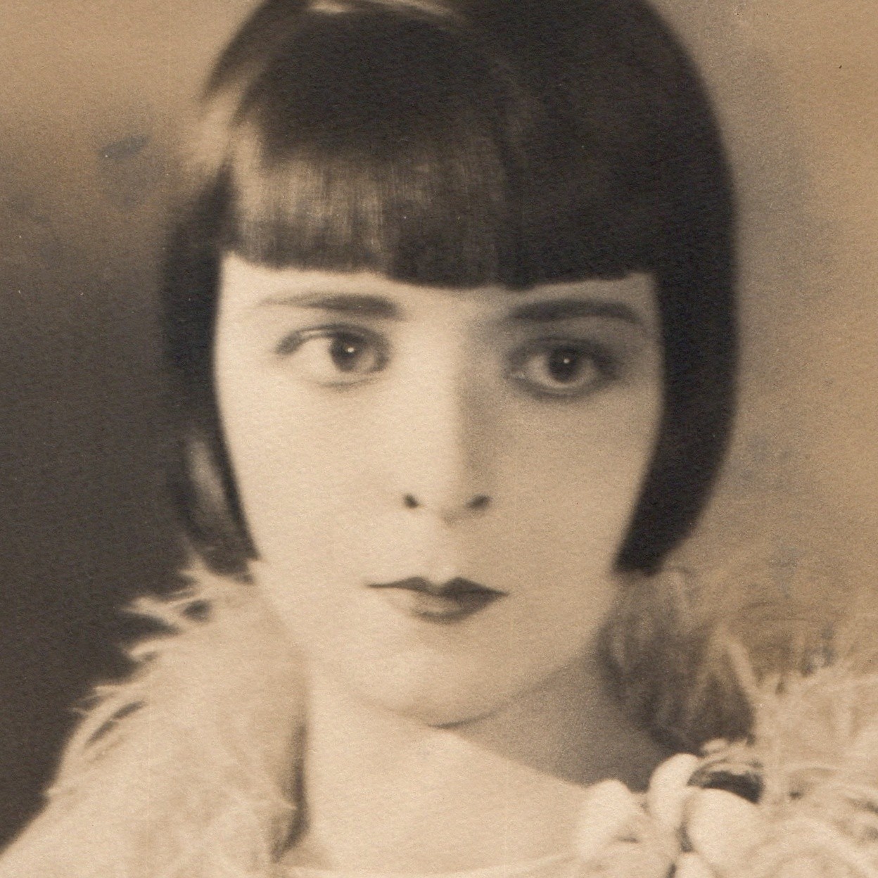 ID'd c1920s Burbank, CA Studio Photo Colleen Moore Silent Film Actress Flapper