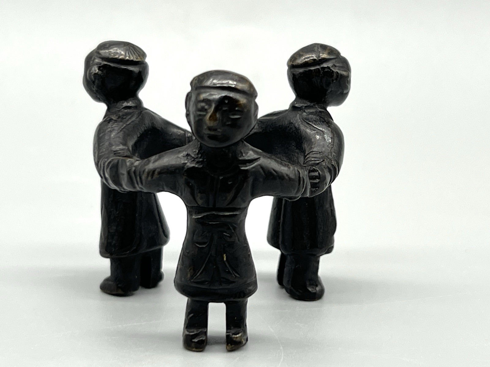 VTG Japanese Bronze Futaoki Tea Ceremony Lid Rest Three Joined Men