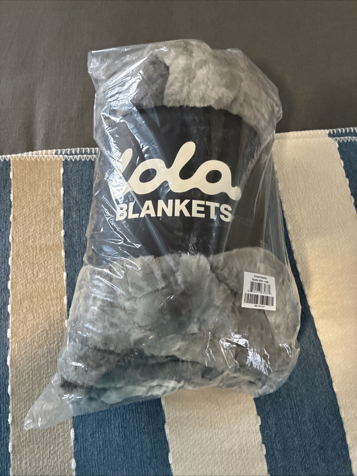 Lola Blankets Original Smoky Skies 60x72 Large Gray marble tie dye Blanket Lola Blankets Original Smoky Skies 60x72 Large Gray marble tie dye Blanket
