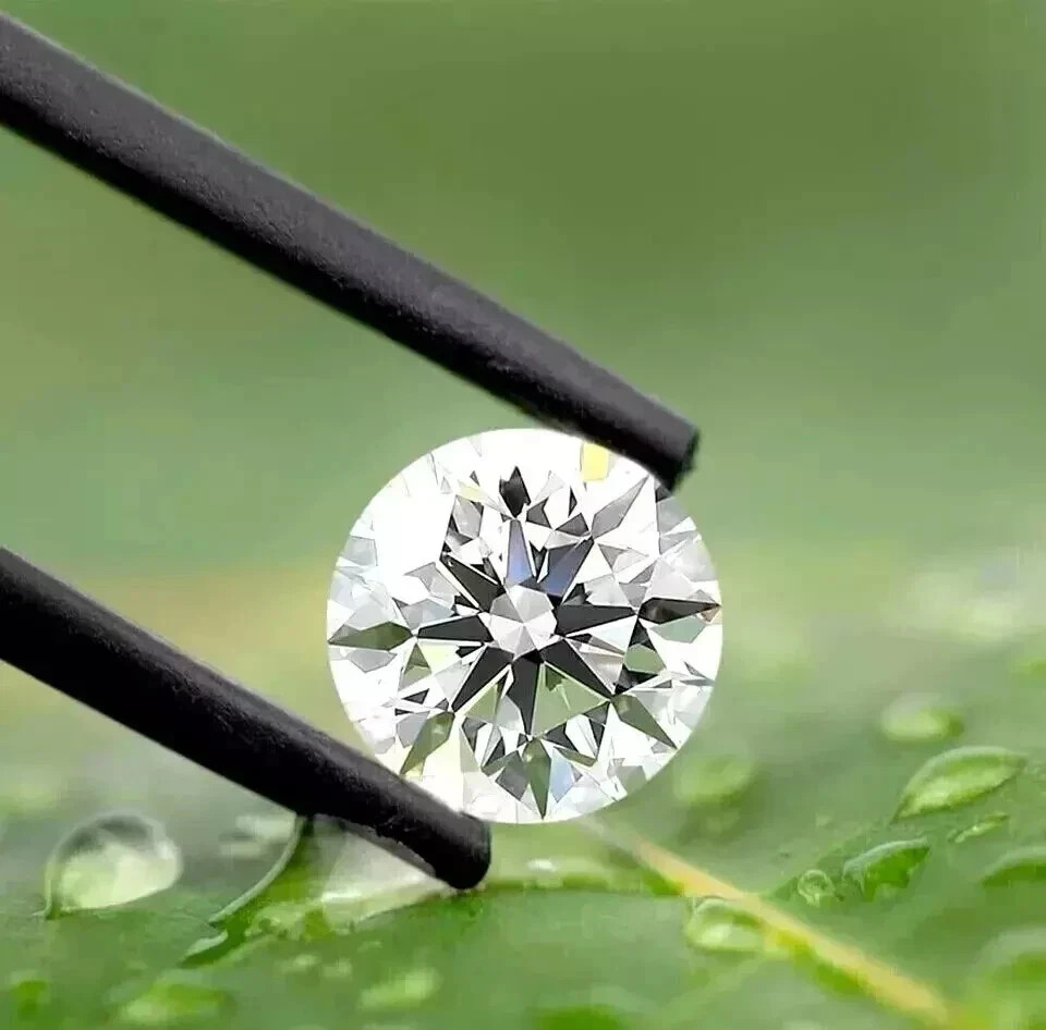 Natural White Diamond 2.50 CT Round Cut VVS1 D Grade 9 mm Certified Stone.