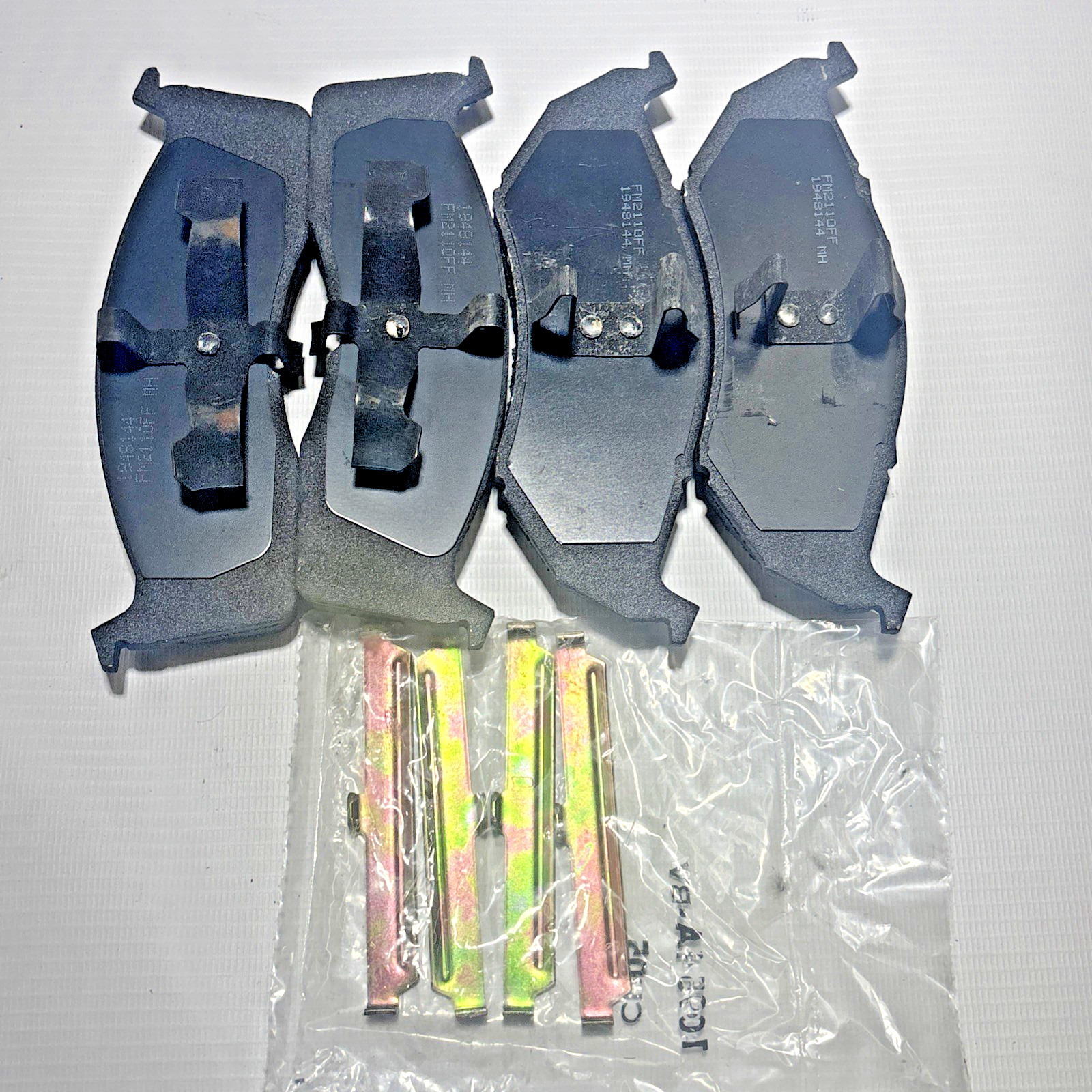 NOS Mopar V1013034AB Front Pad 2002-2004 Chrysler 300M Concorde Dodge Intrepid NOS Mopar V1013034AB Front Pad 2002-2004 Chrysler 300M Concorde Dodge Intrepid