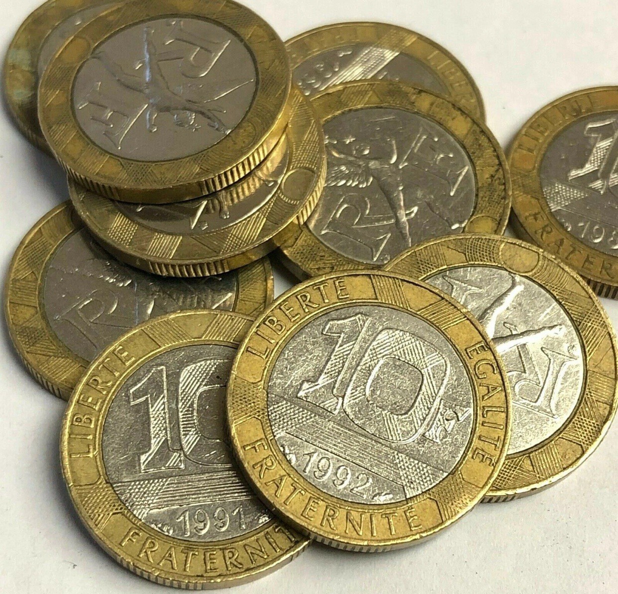 FRANCE 10 FRANCS Winged Liberty Bi-Metal Pre-Euro Coin (1988-1992 type) KM#964.1 FRANCE 10 FRANCS Winged Liberty Bi-Metal Pre-Euro Coin (1988-1992 type) KM#964.1