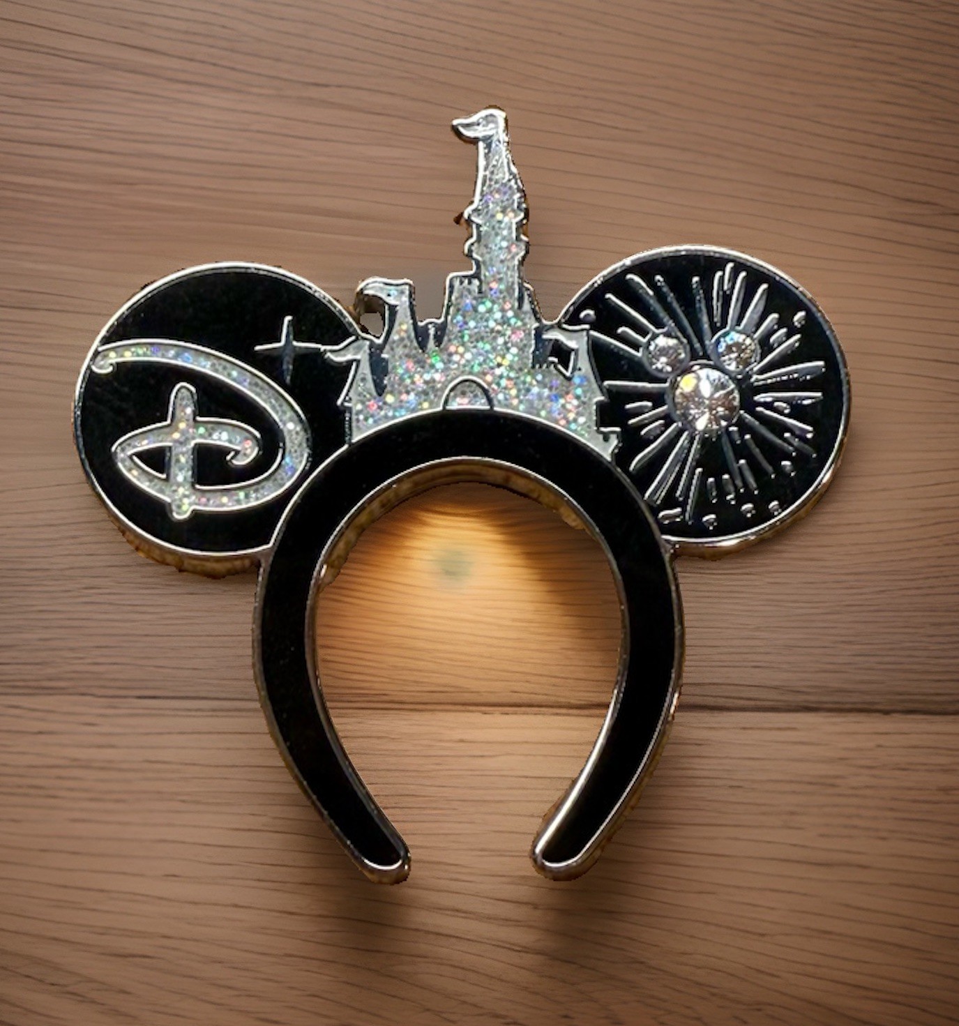 Disney 2025 WDW Hidden Mickey Ear Headbands Pin Super Chaser Cinderella Castle Disney 2025 WDW Hidden Mickey Ear Headbands Pin Super Chaser Cinderella Castle