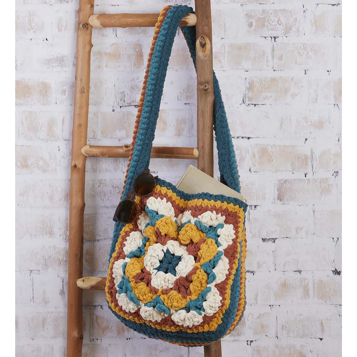 Soho™ Granny Chic Tote Crochet Kit Soho™ Granny Chic Tote Crochet Kit