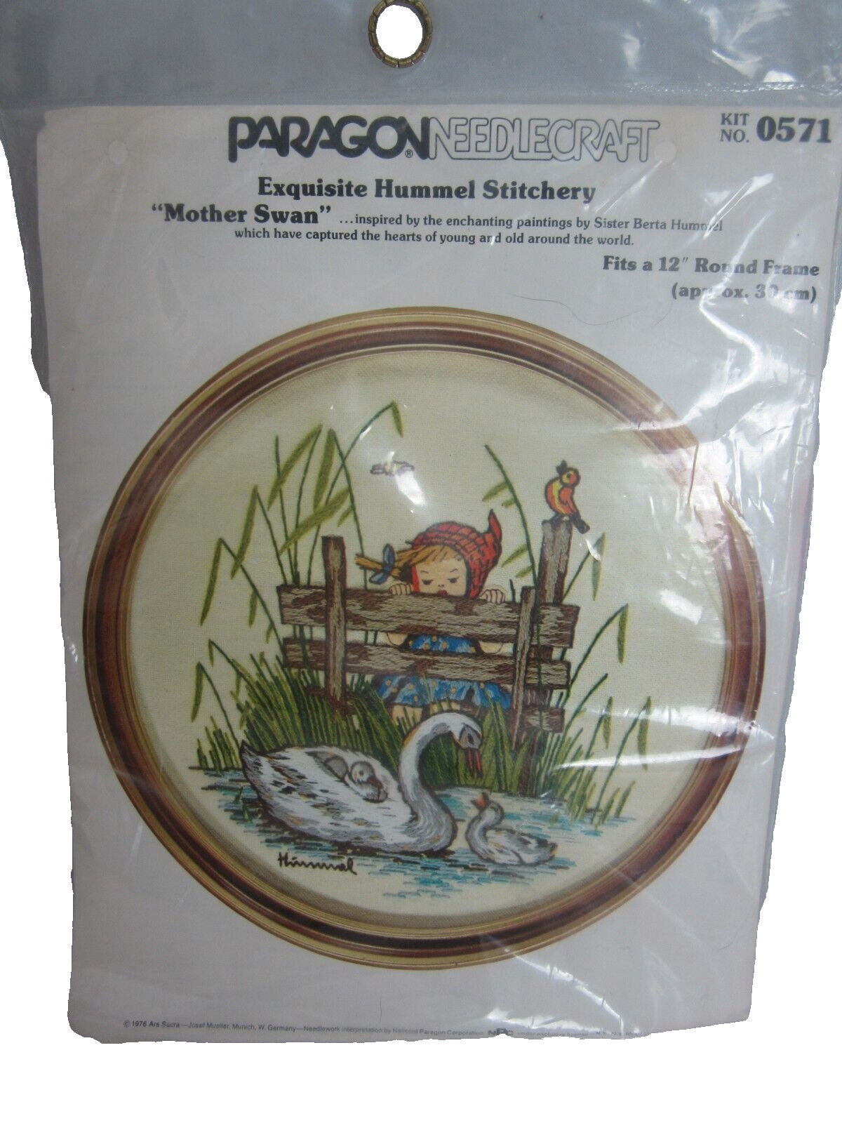 NEW Vtg 1978 PARAGON Crewel Stitchery Kit Mother Swan #0571 Swans Nature NEW Vtg 1978 PARAGON Crewel Stitchery Kit Mother Swan #0571 Swans Nature