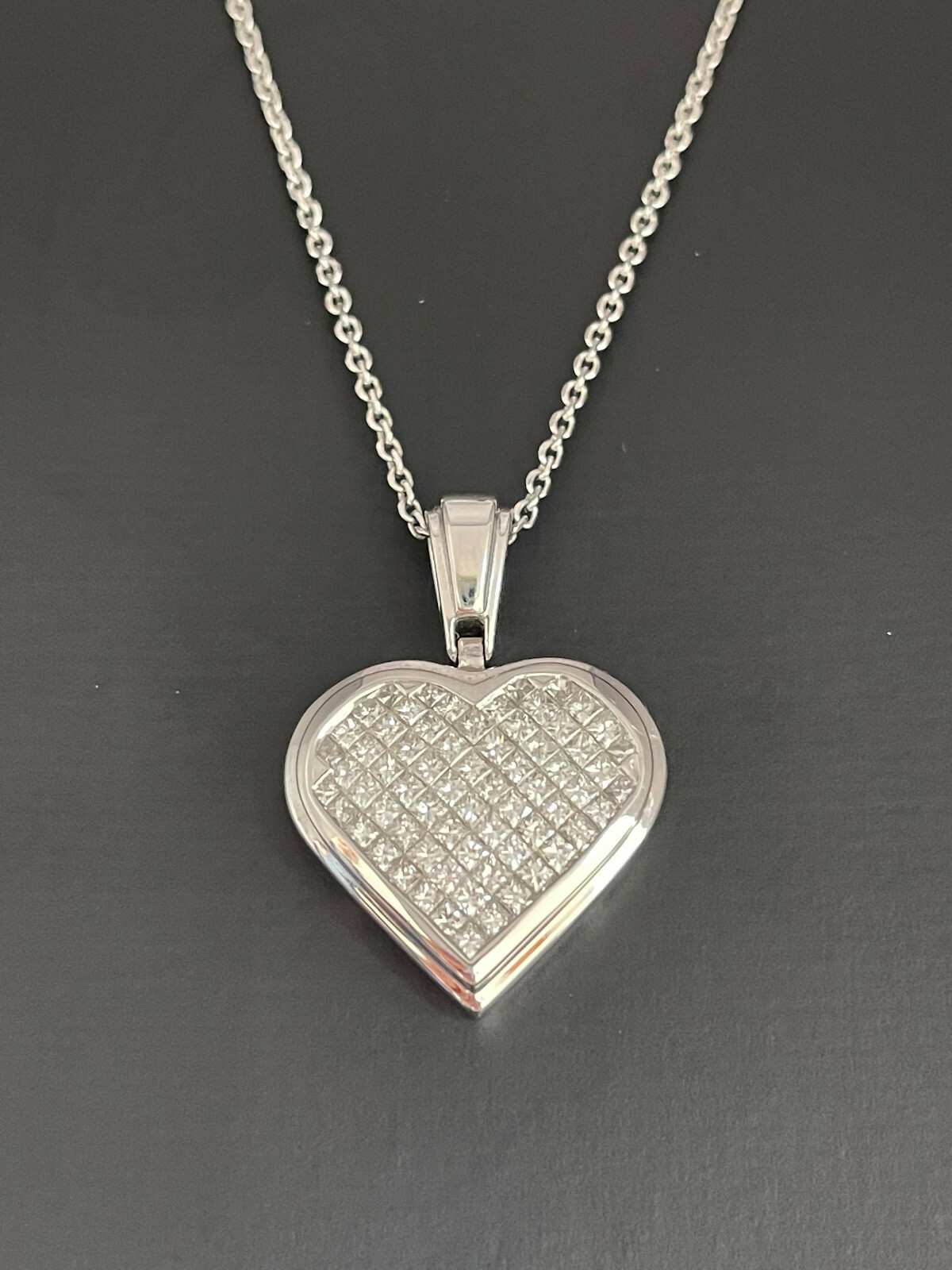 14K White Gold Invisible Set Pincess Natural Diamond Heart  Necklace