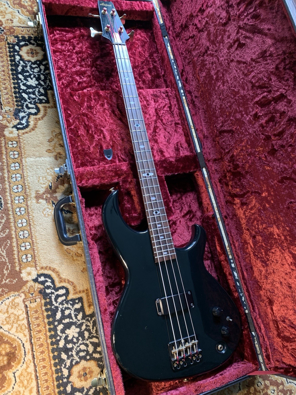 1983 Aria Pro II SB-Black n’gold I Original Metallica Cliff Burton 