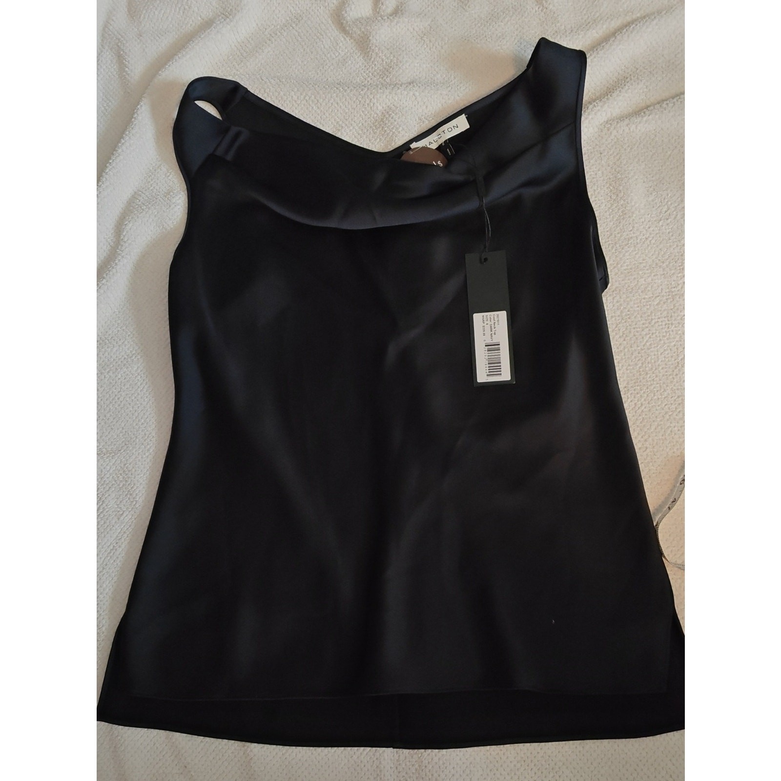 Halston Women\'s Black Cowl Neck Tank Top Size 6 NWT Vintage Halston Women\'s Black Cowl Neck Tank Top Size 6 NWT Vintage