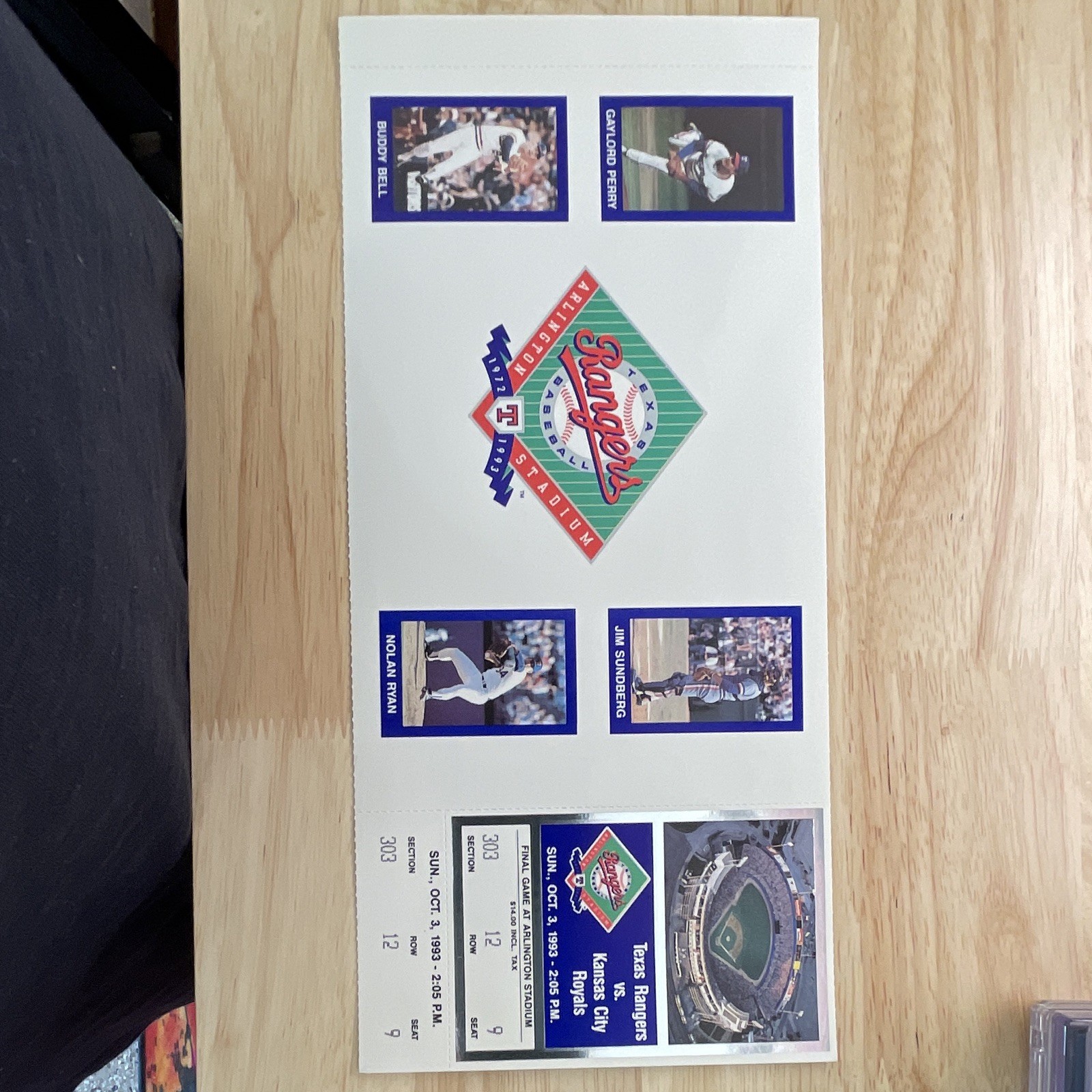 Texas Rangers vs Kansas City Royals Ticket Stub Oct 3 1993 Arlington Stadium Texas Rangers vs Kansas City Royals Ticket Stub Oct 3 1993 Arlington Stadium