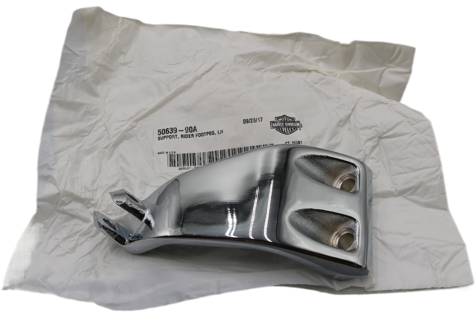 50639-90A NEW OEM 1991-2014 HARLEY-DAVIDSON DYNA LEFT FOOTPEG BRACKET
