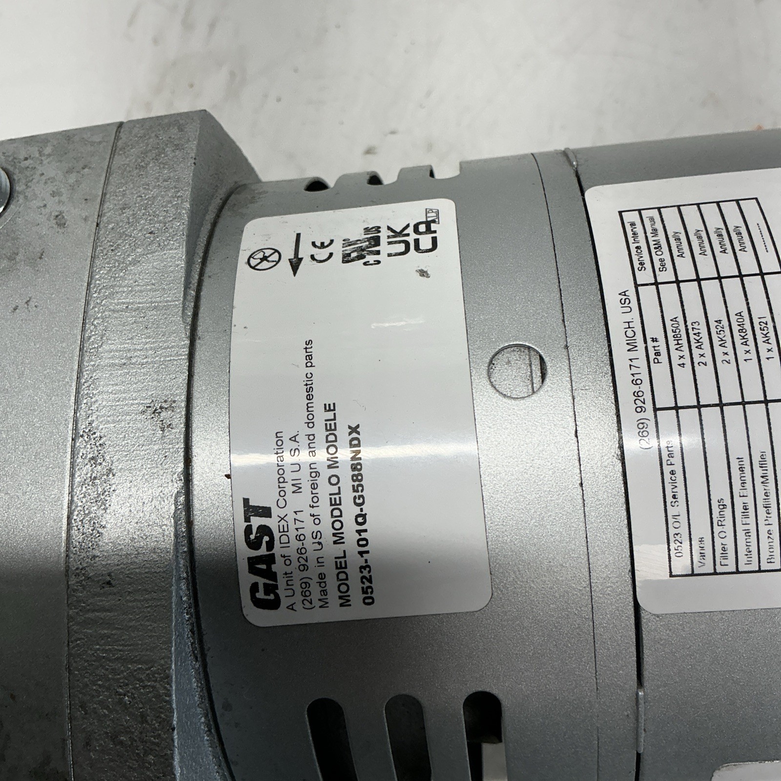 GAST 0523-101Q-G588NDX Vacuum Pump W-716S GAST 0523-101Q-G588NDX Vacuum Pump W-716S
