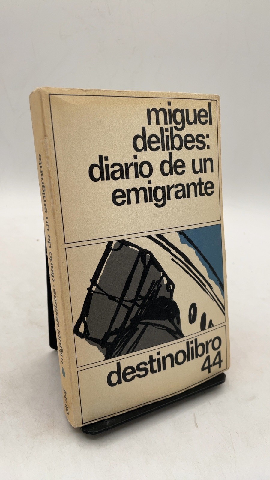 Diario de un emigrante Miguel Delibes Paperback Primera edición en Destinolib...