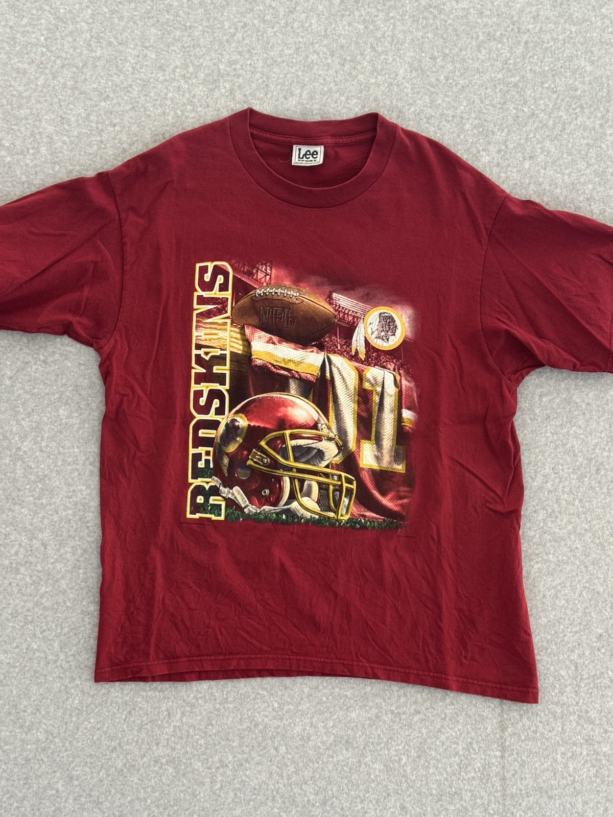 VTG Lee Sport Washington Redskins T-Shirt Graphic Print NFL 2001 Men’s Large VTG Lee Sport Washington Redskins T-Shirt Graphic Print NFL 2001 Men’s Large