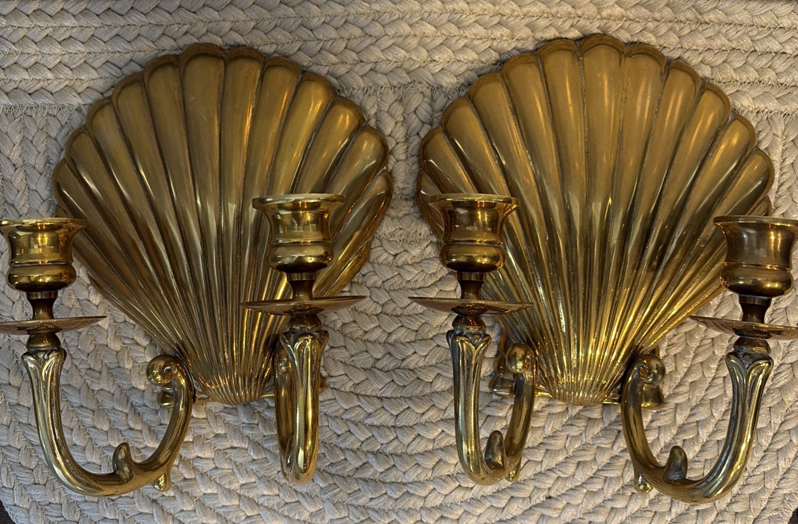 Pair Of Antique Brass Mid Century Shell Wall Candlestick Holders Pair Of Antique Brass Mid Century Shell Wall Candlestick Holders