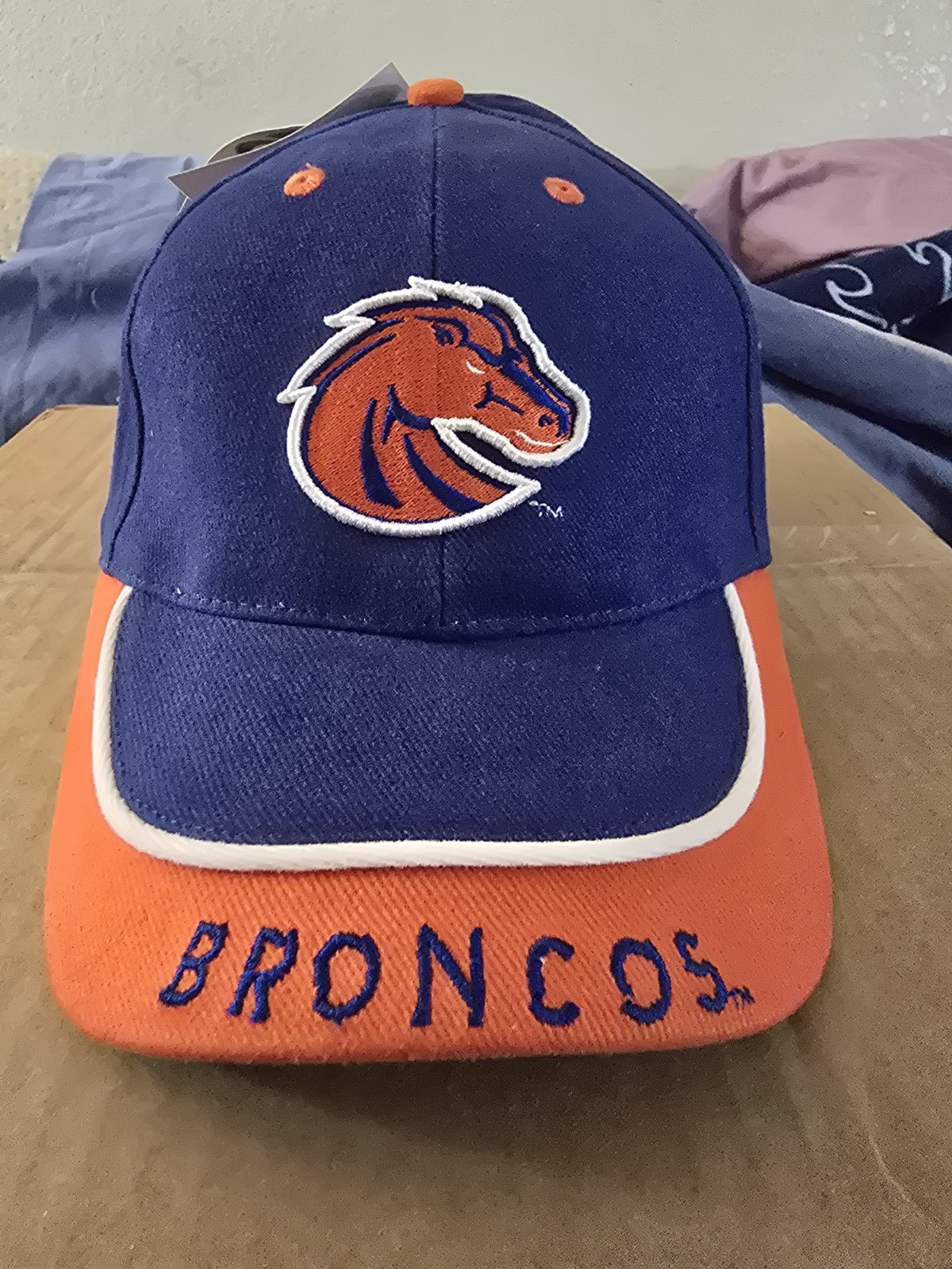Vintage boise state Broncos Strapback hat Orang And Blue Red Olk Vintage boise state Broncos Strapback hat Orang And Blue Red Olk