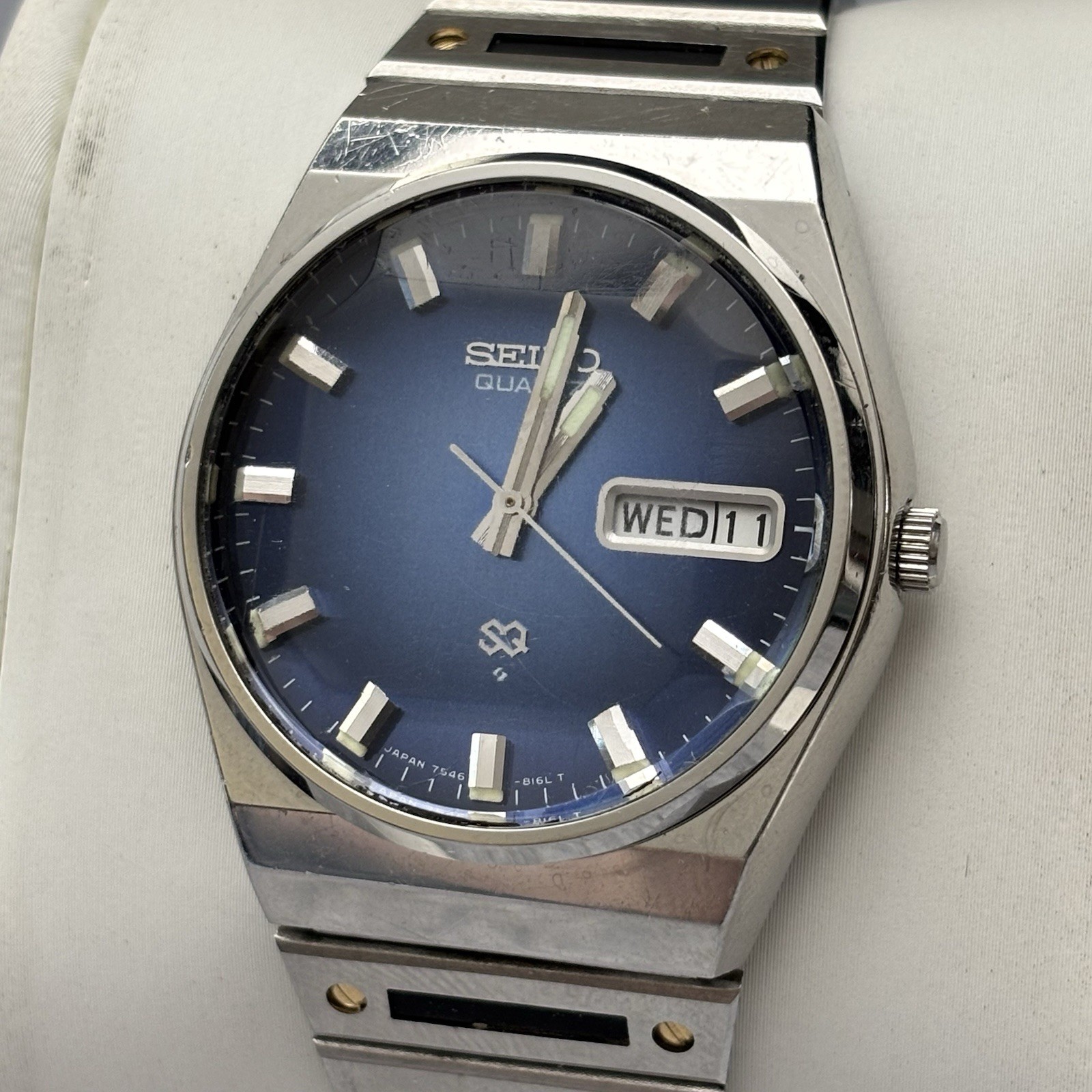 Vintage Seiko Quartz Watch 7546-8159 Blue Dial Fauceted Crystal 6.75” - New Bat Vintage Seiko Quartz Watch 7546-8159 Blue Dial Fauceted Crystal 6.75” - New Bat