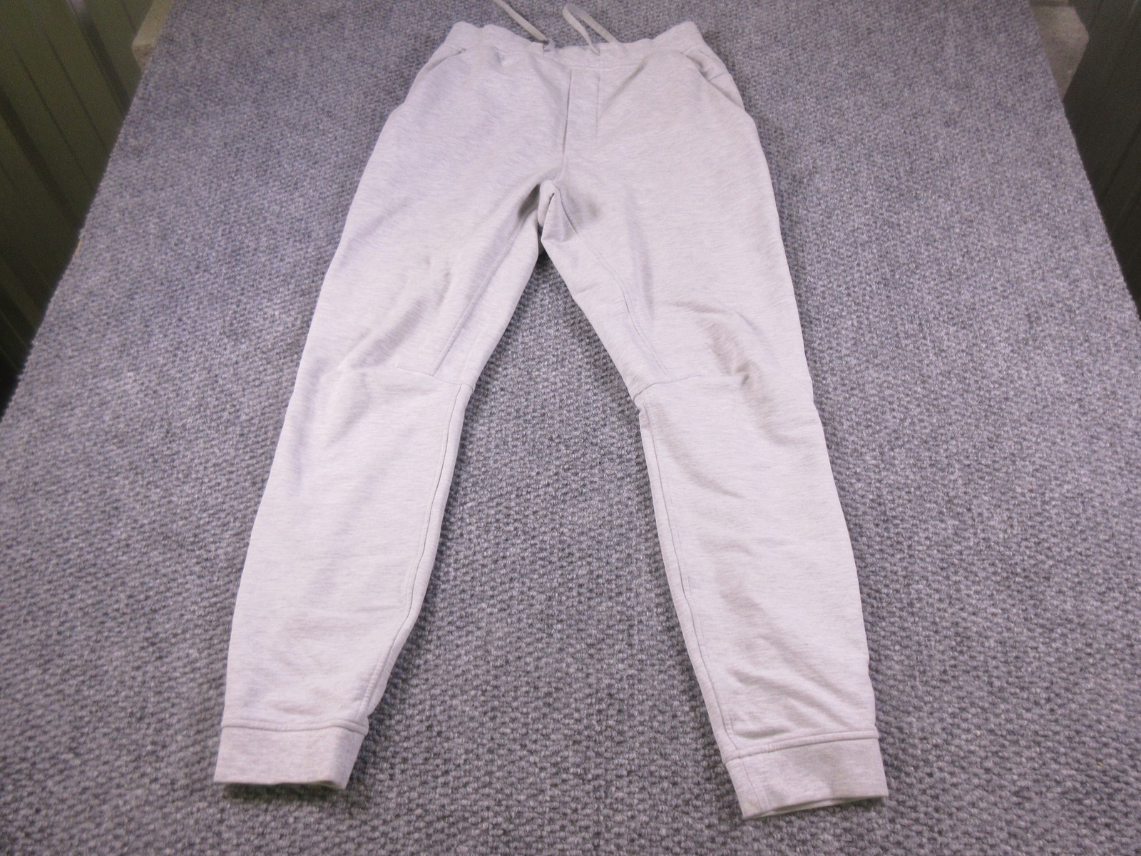Lululemon Jogger Pants Mens Medium Gray Knit Elastic Waist Pockets Athletic
