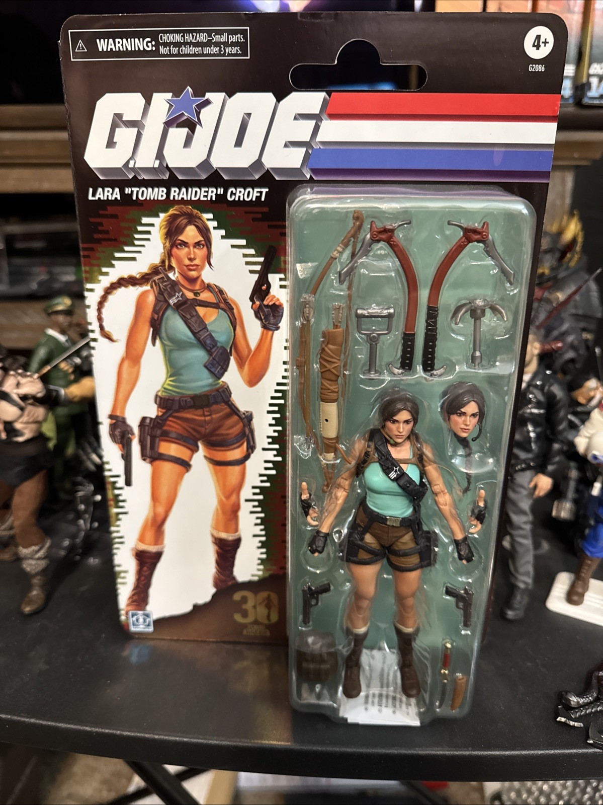 Hasbro G.I.Joe Classified Lara Croft Tomb Raider 6 Inch Figure In Hand Hasbro G.I.Joe Classified Lara Croft Tomb Raider 6 Inch Figure In Hand