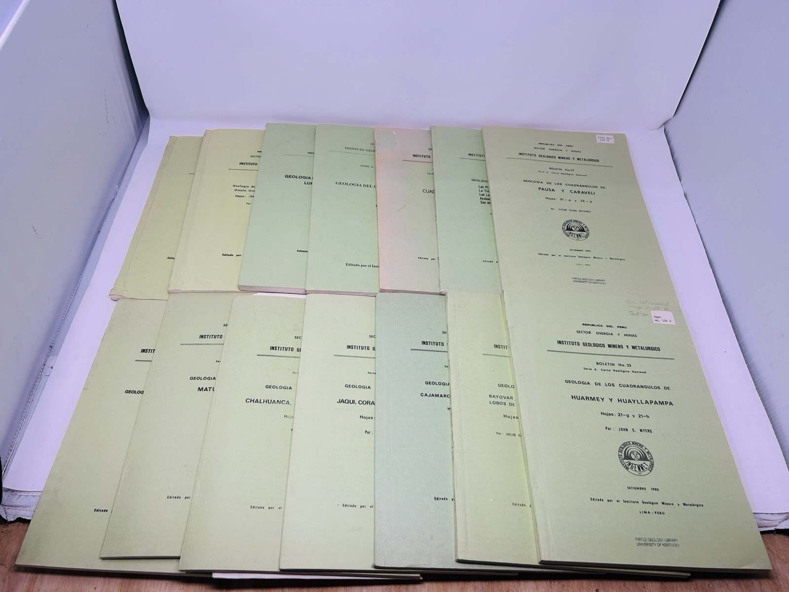 Lot of 14 Vintage Peru Geological Survey Geology Mining Bulletins 1960s-80s B57
