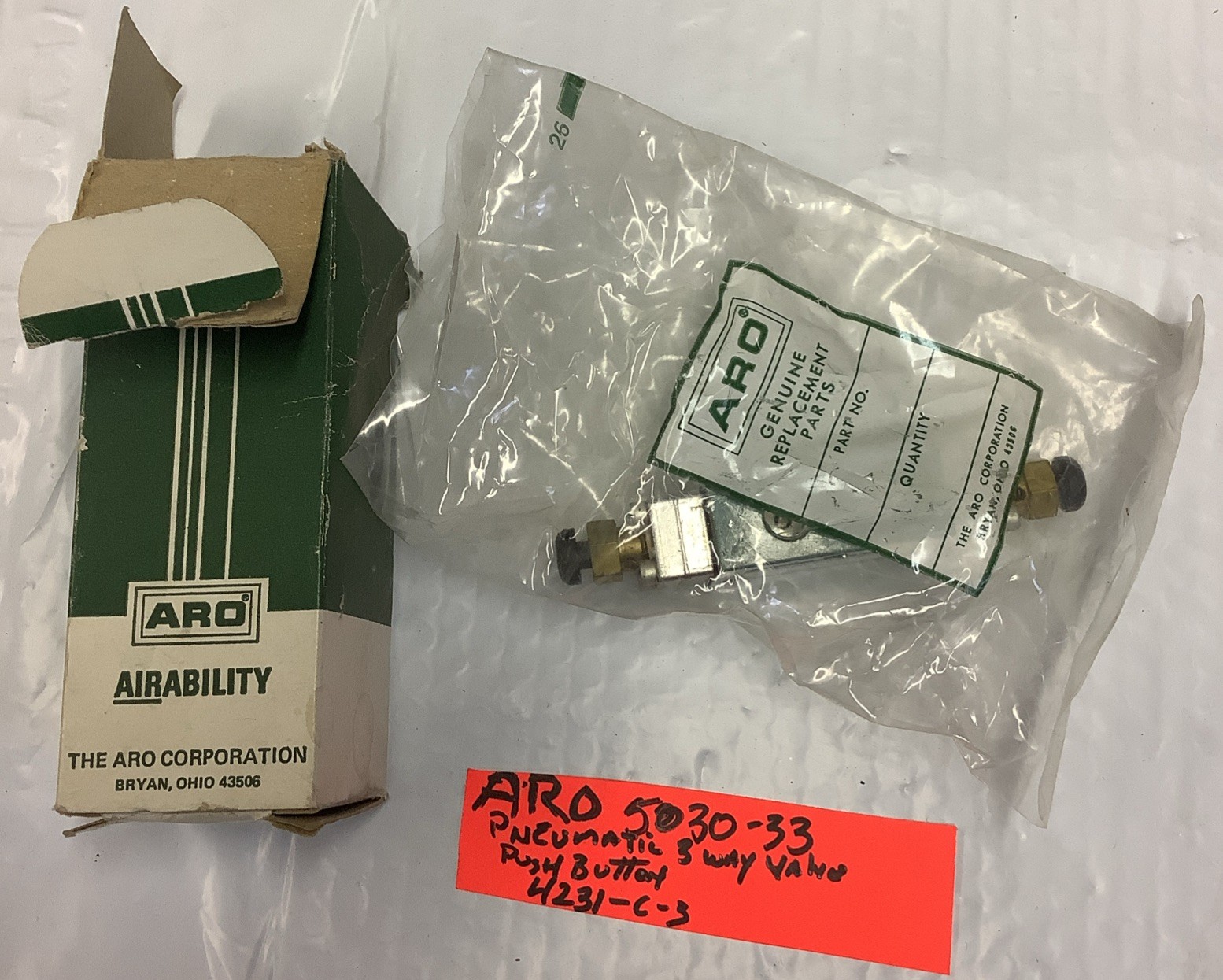 ARO 5030-33 Pneumatic 3 Way Valve,push Button, 4231-C-3